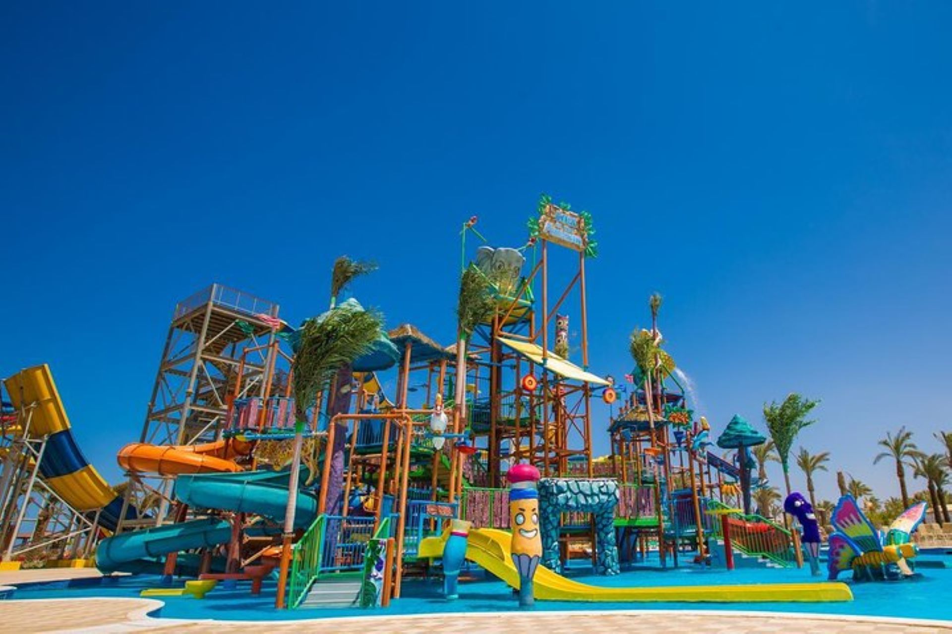 Makadi Water World Aqua Park with Lunch & Transfers -Hurghada