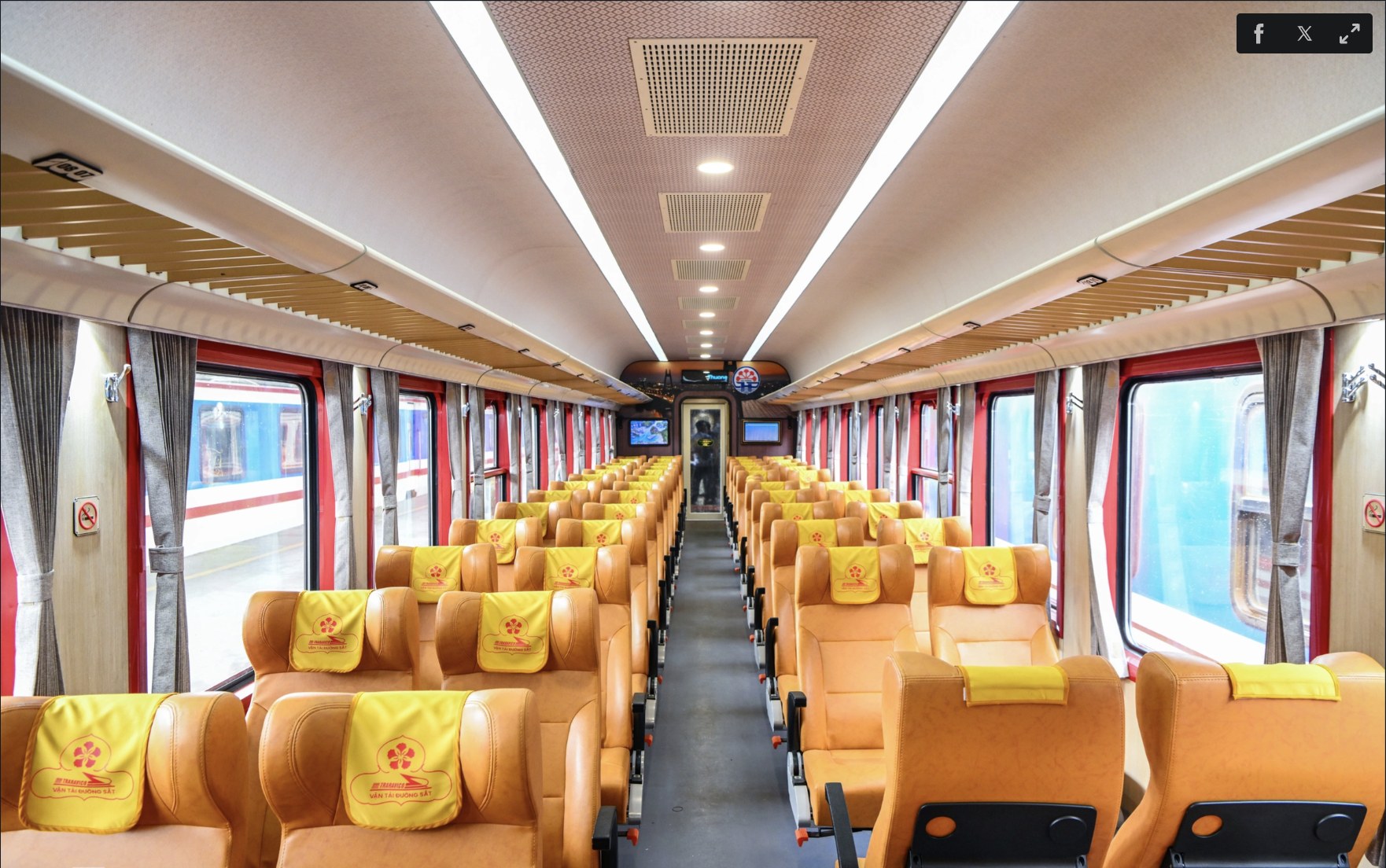 越南鐵路河內 - 海防豪華列車