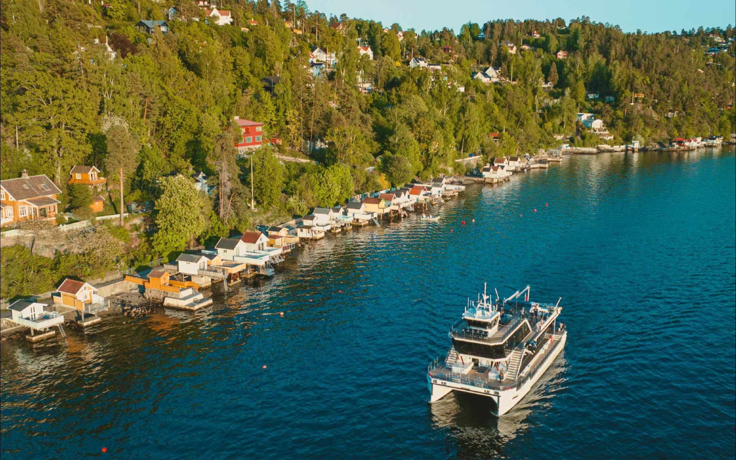 Oslofjord silent cruise tour in Oslo