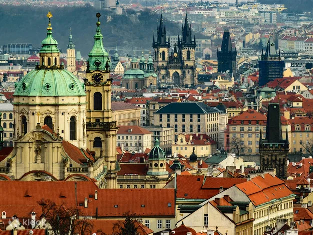 Prague Castle One-day Cultural & Customizable Tour
