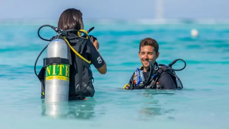 科隆 PADI 五星潛水中心高氧空氣潛水員課程（無潛水）
