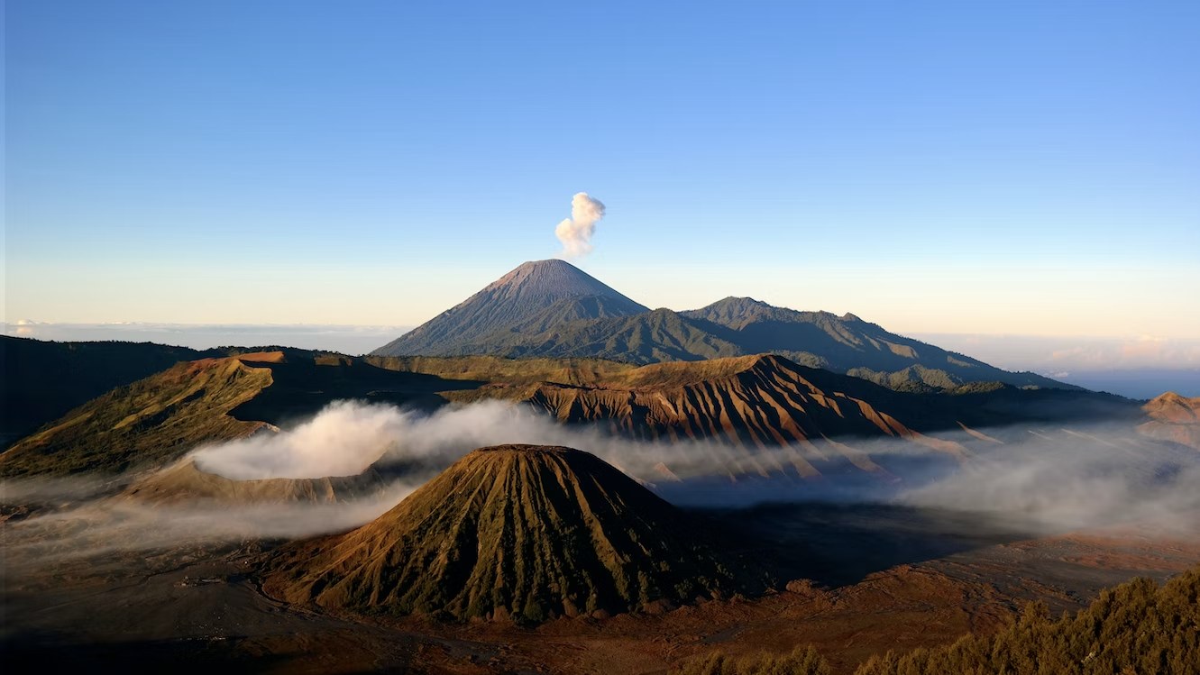 Multiday Tour ke Gunung Bromo dan Kawah Ijen dari Surabaya/Malang