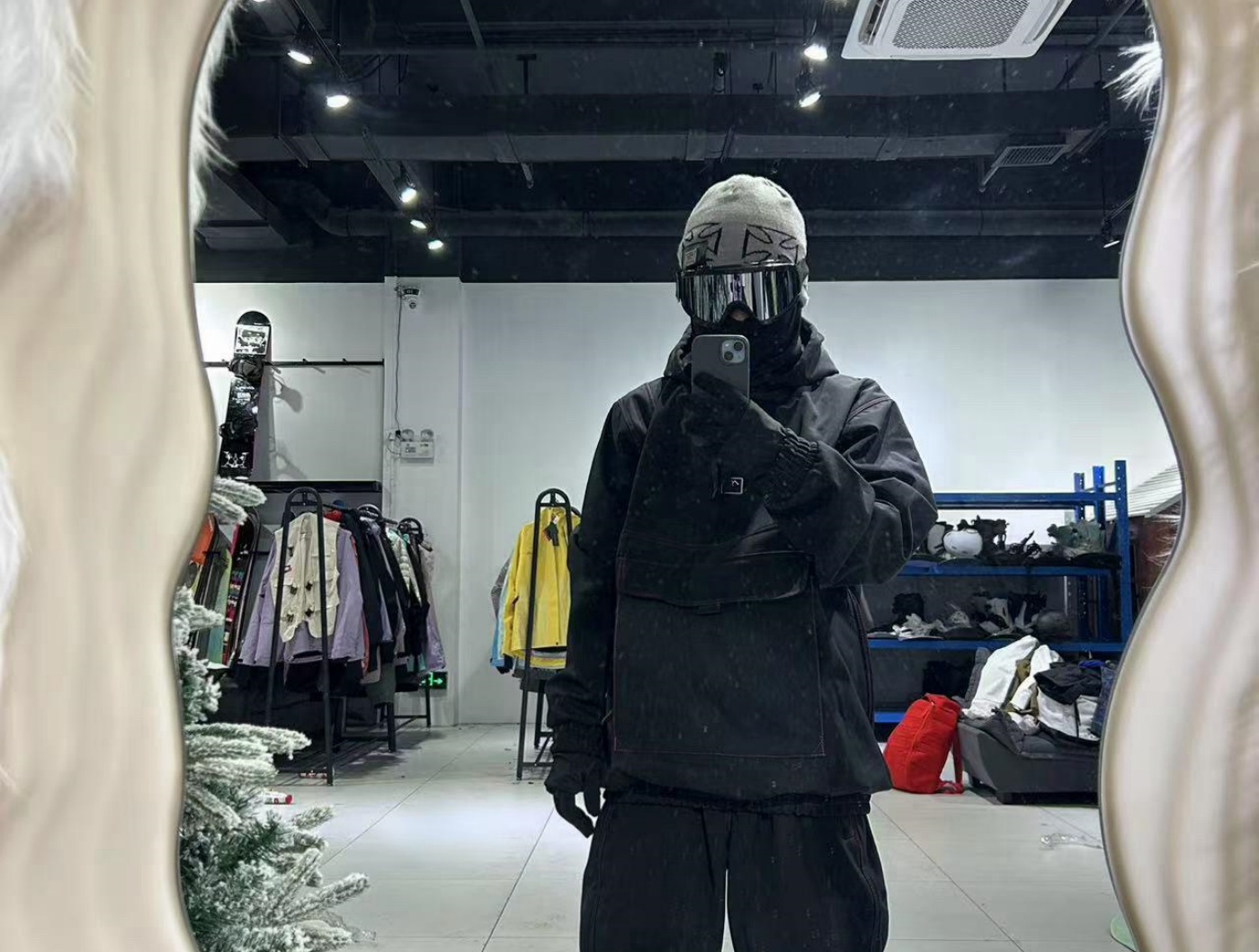 Snow suit
