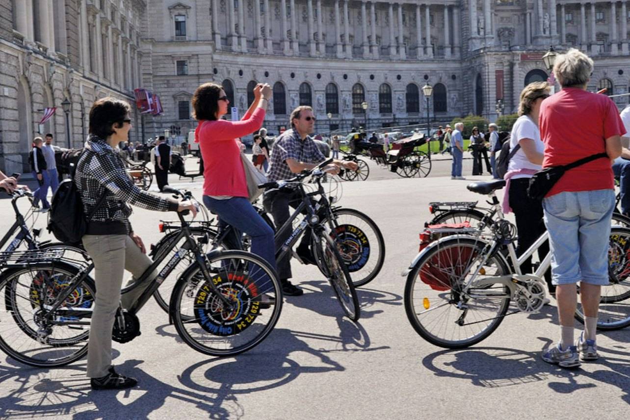 Vienna inner city bike tour