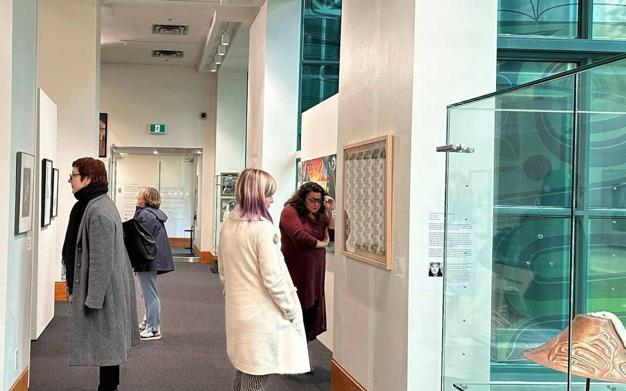 在 Bill Reid Gallery 體驗充滿活力的文化與令人驚嘆的藝術