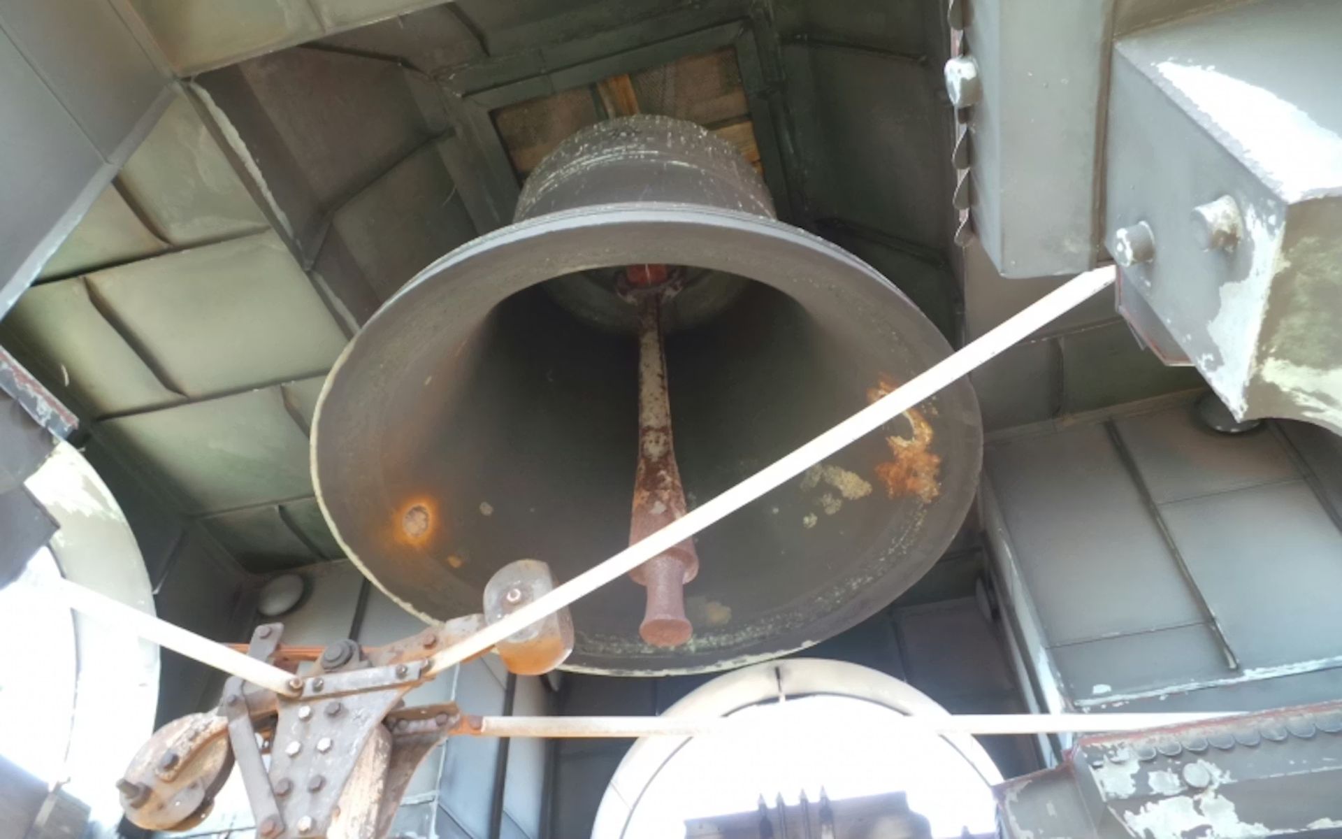 欣賞延斯·奧爾森的世界時鐘，這是一件天文工程的傑作。