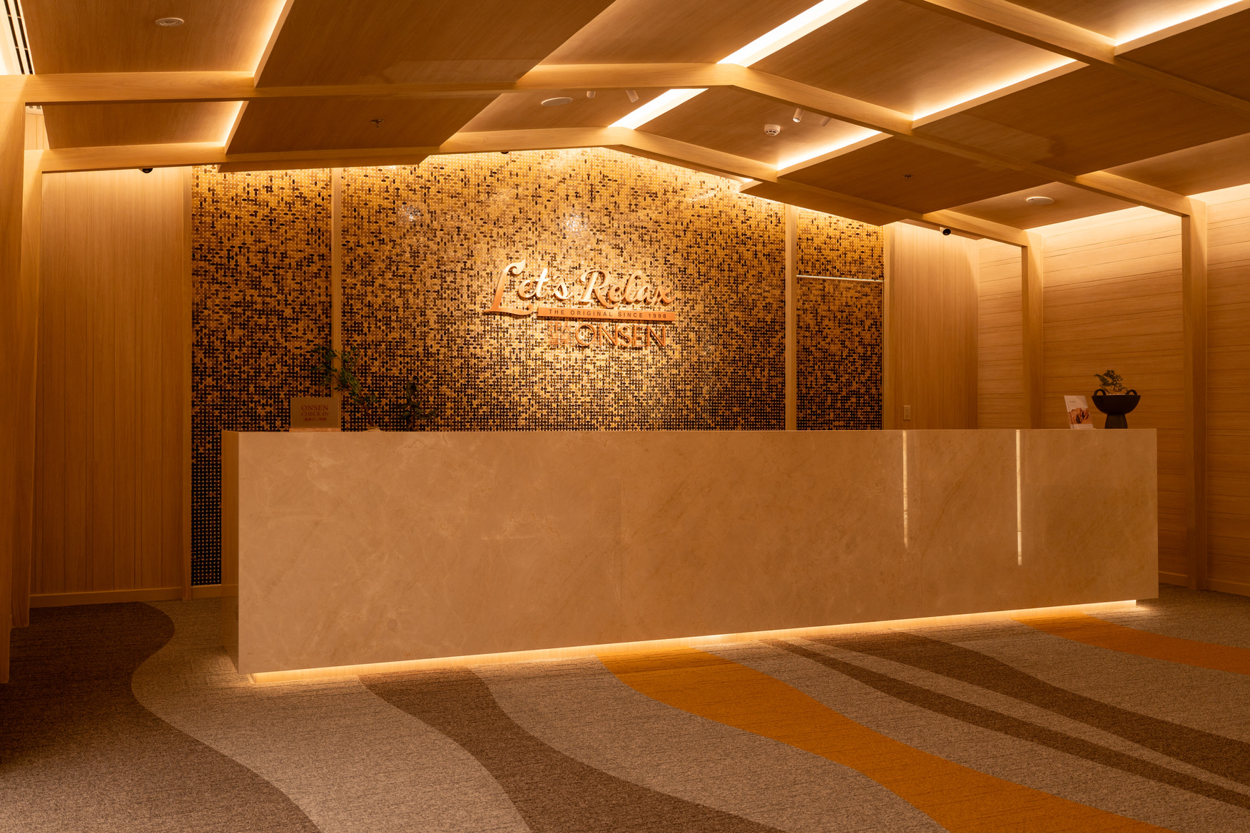 Let's Relax Spa Bangkok Lumpini Onsen & Spa