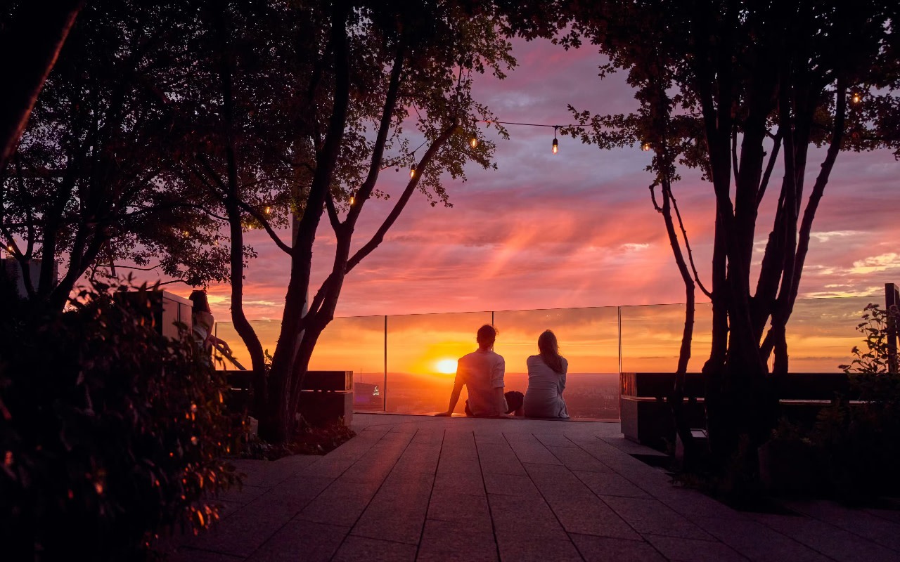 Highline Warsaw Ticket with Rooftop Bar Access