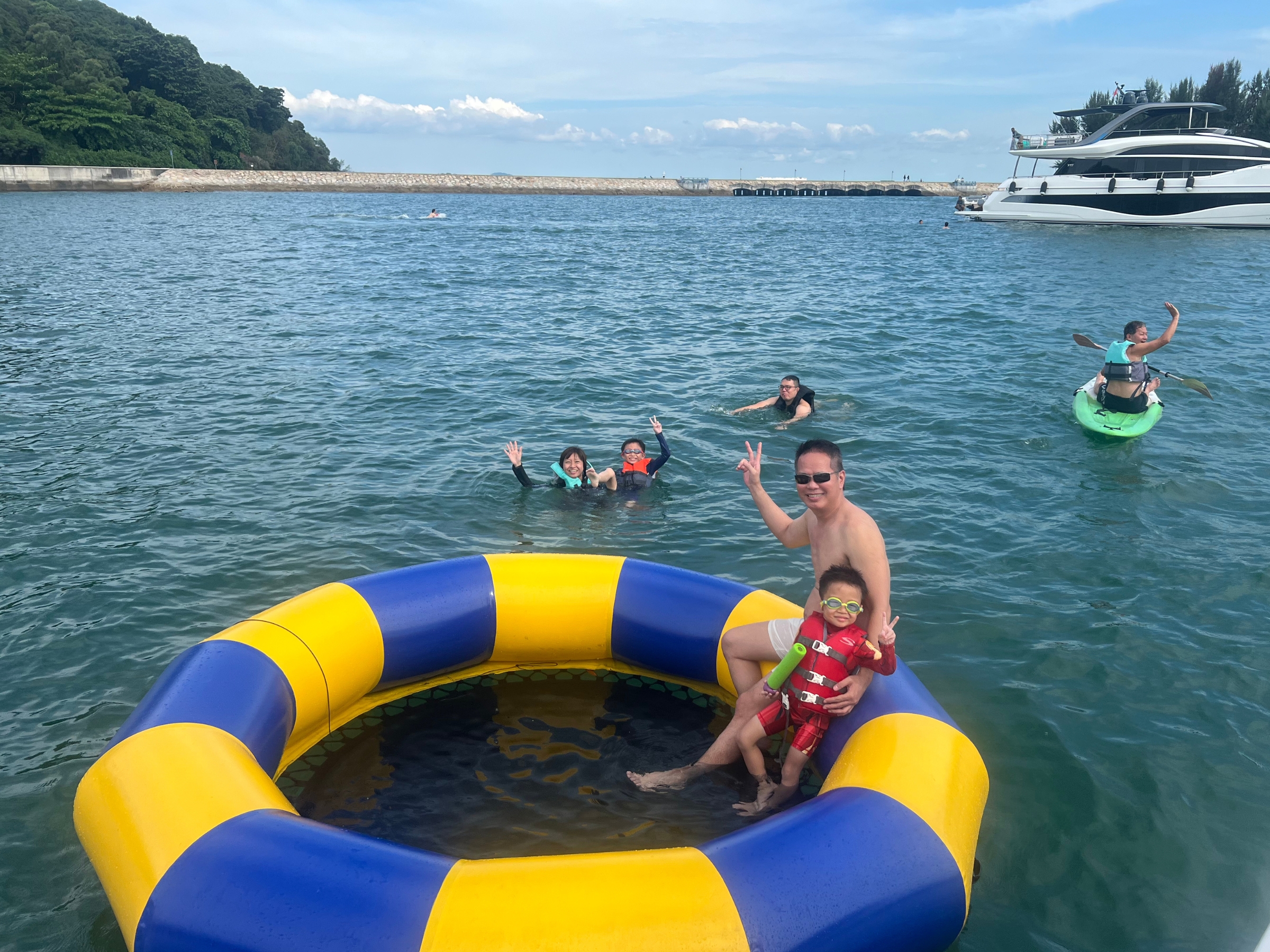 Premium Yacht Charter Singapore by Crazy Monkey