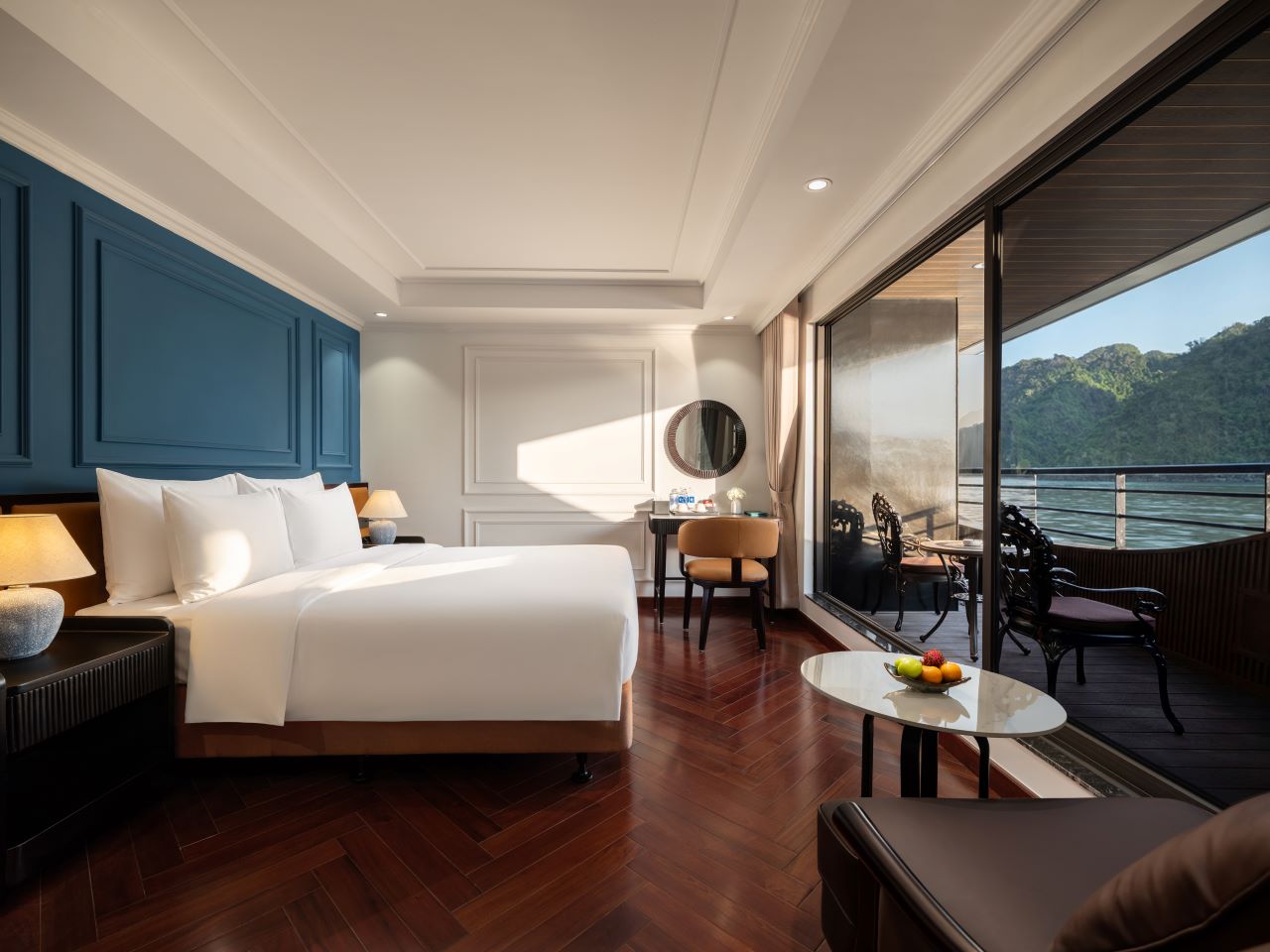 Diana Luxury 2D1N Cruise: Ha Long Bay & Lan Ha Bay