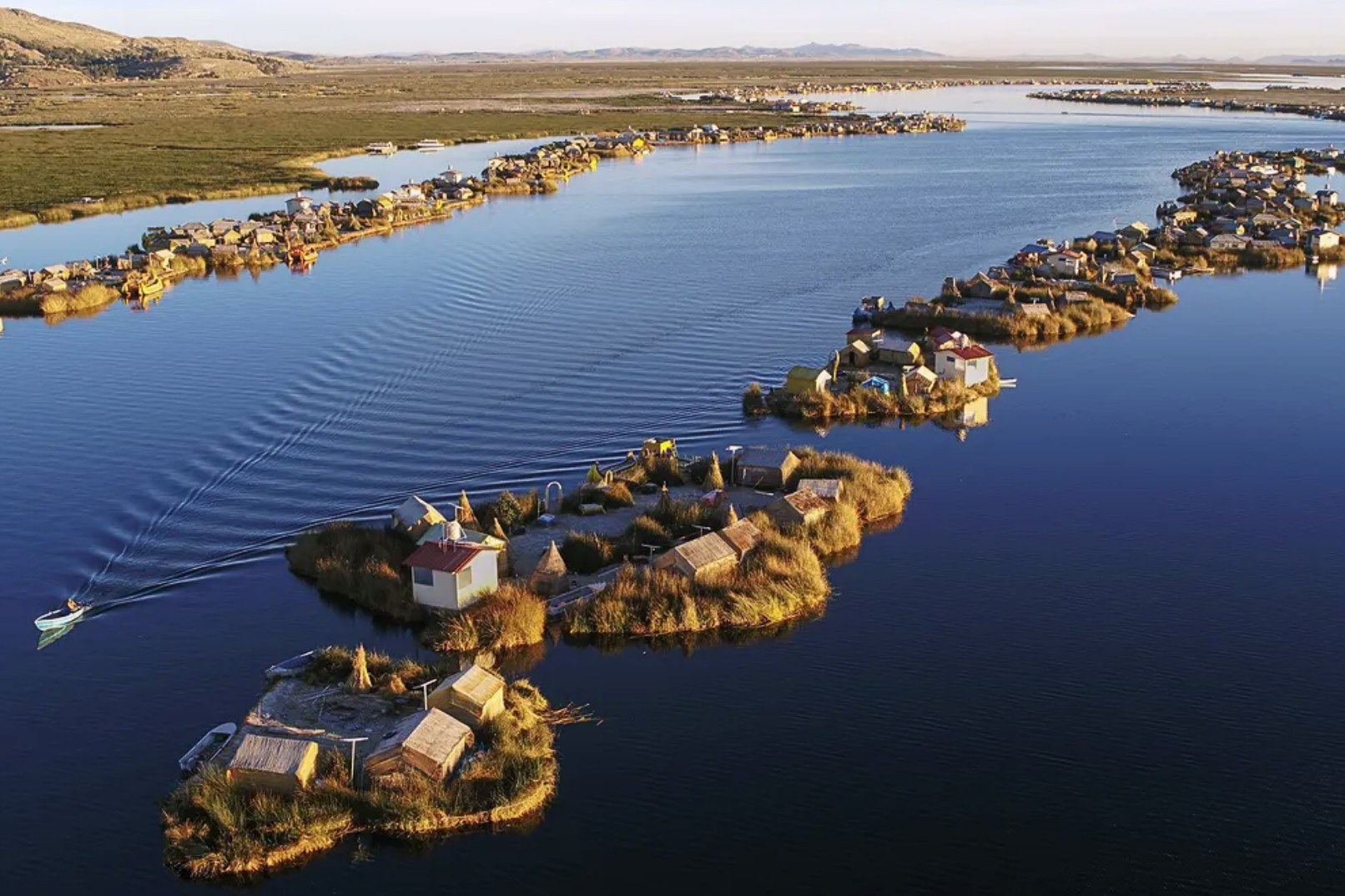 Titicaca Lake Tour - Floating Islands of Uros, Amantani and Taquile
