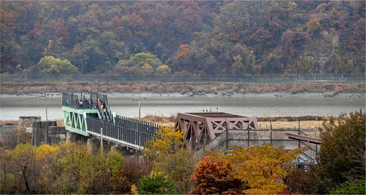 DMZ Tour with Local Specialty Liquor Tasting Courses