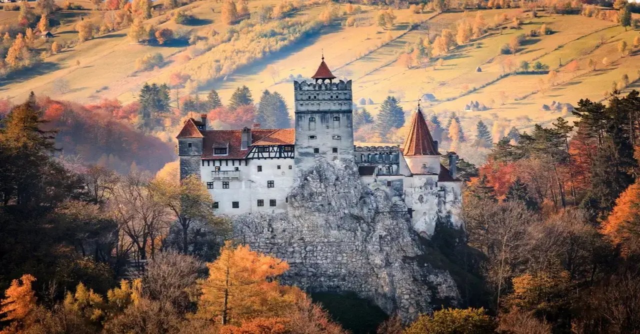 PREMIUM TOUR small group Castles & Carpathians & Brașov