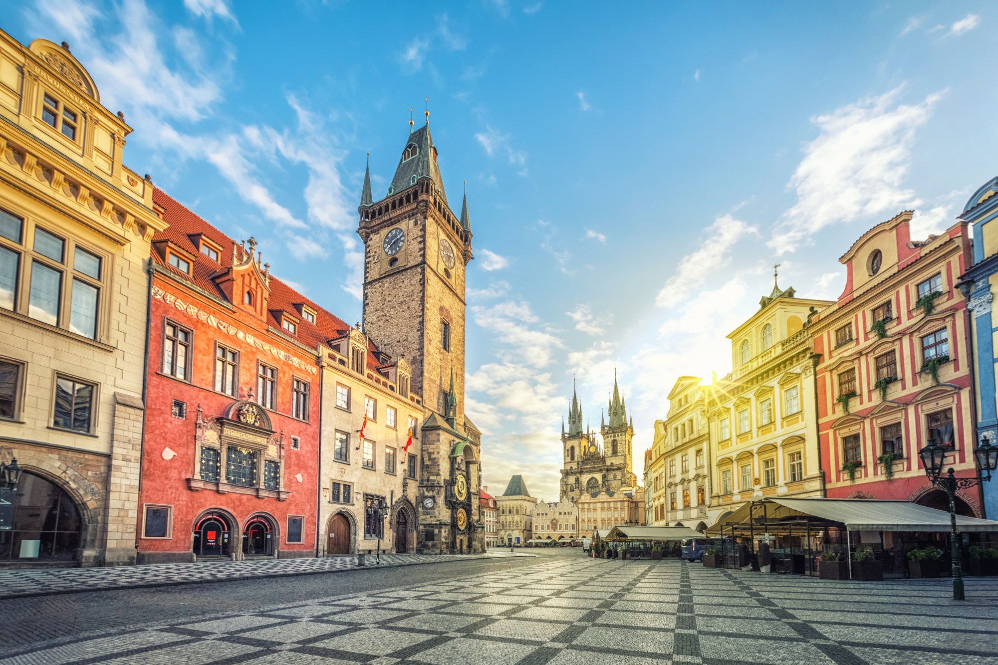 Prague Scavenger Hunt and City Highlights Day Trip