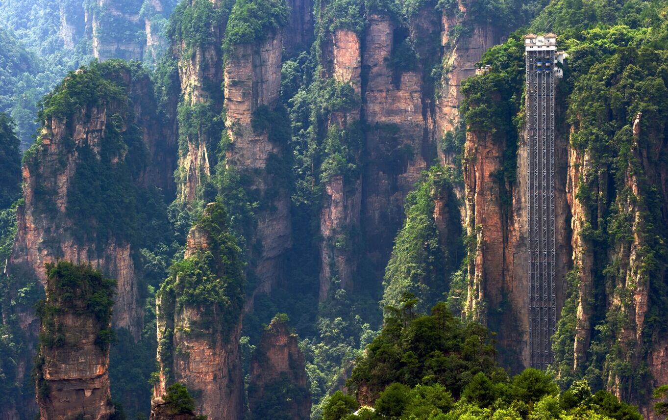 Zhangjiajie: 2-Day Highlights Tour with Glass Bridge and Cable car