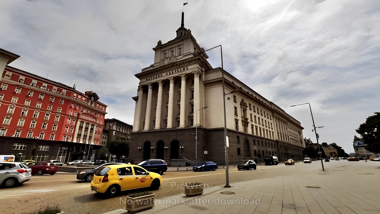 Private and ultimate walking tour in Sofia
