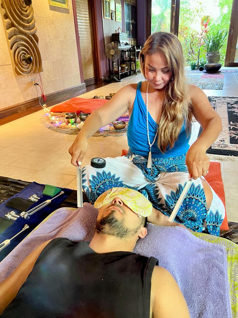 長灘島頌缽聲療體驗（Tirta Spa Boracay 提供）