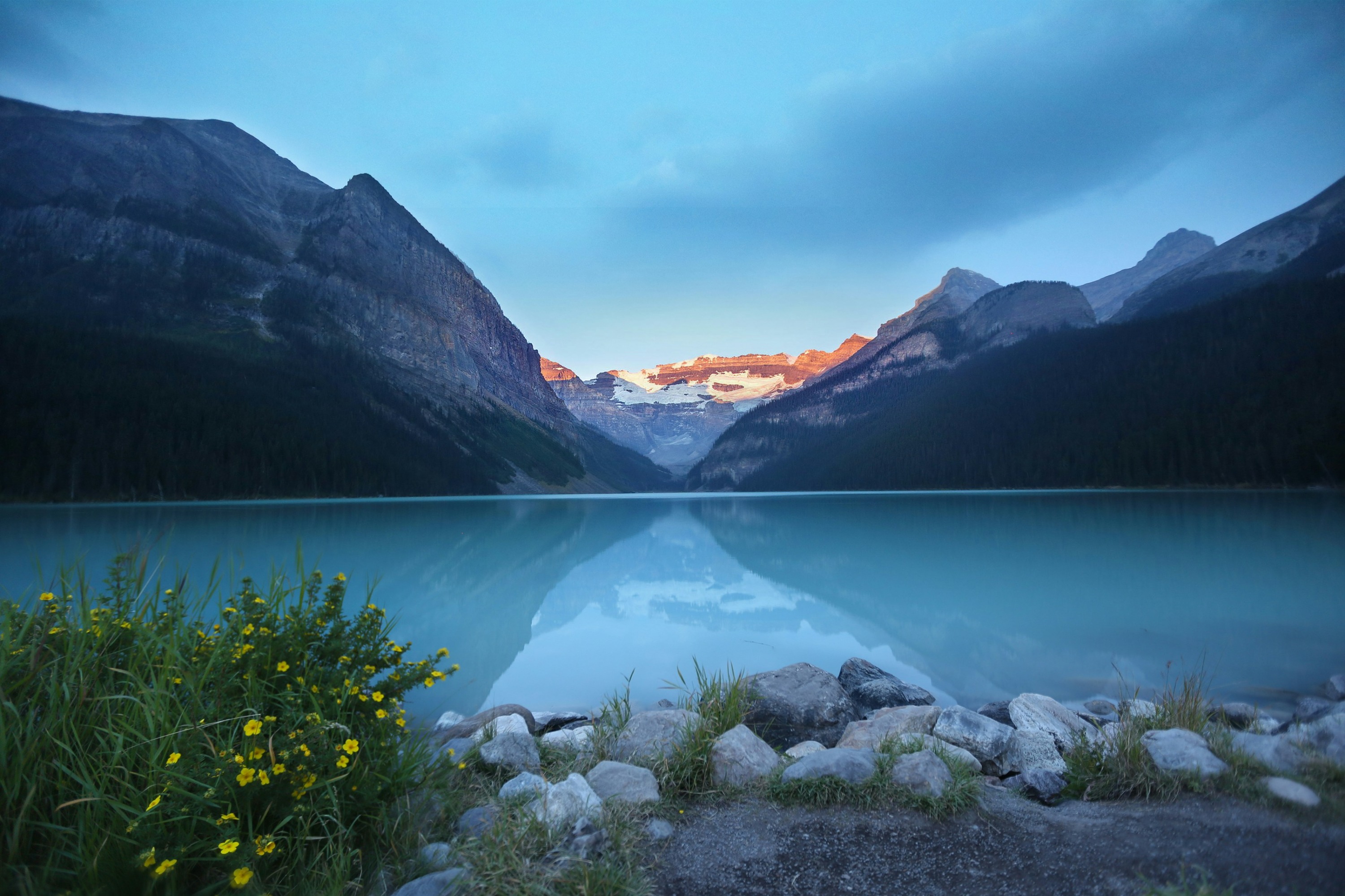lake louise