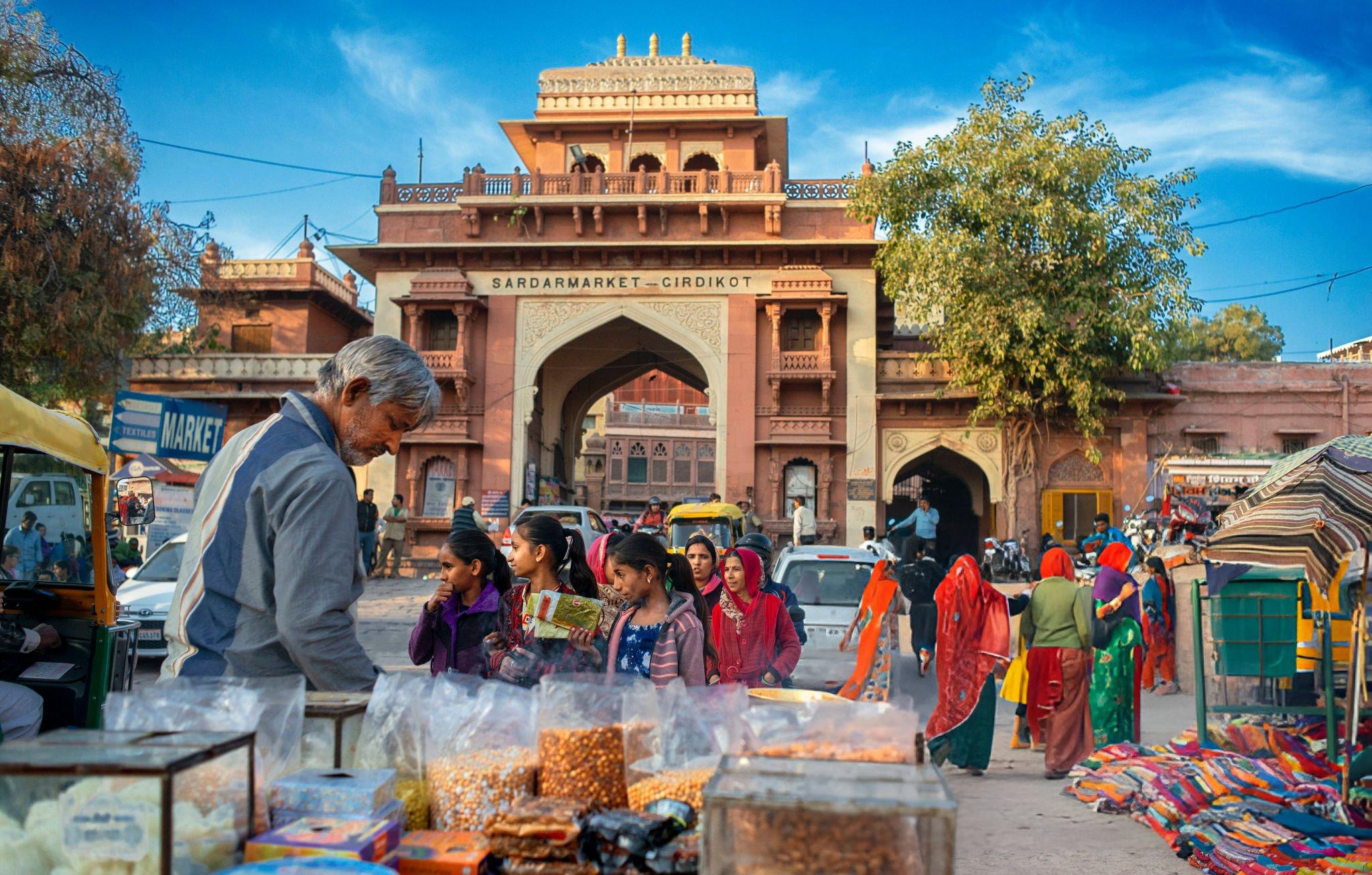 Royal Jodhpur Highlights: Half-Day Guided City Tour in Private Car