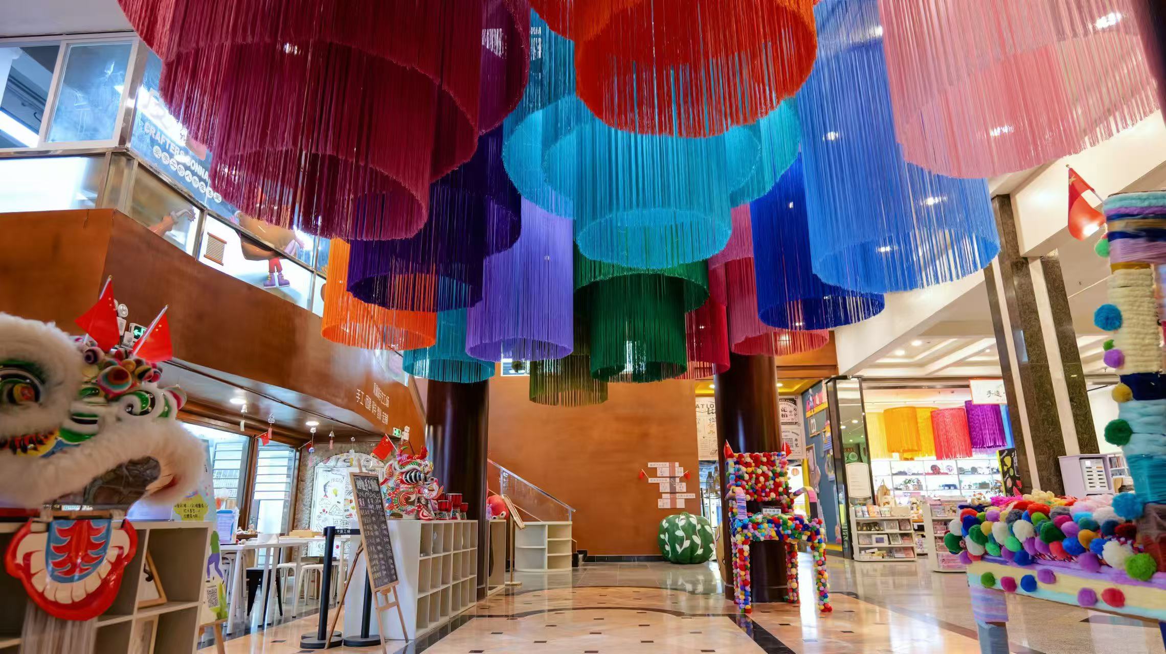 Mission Hills Handicraft Workshop ·Pottery · Glass Blowing · Tie-Dye
