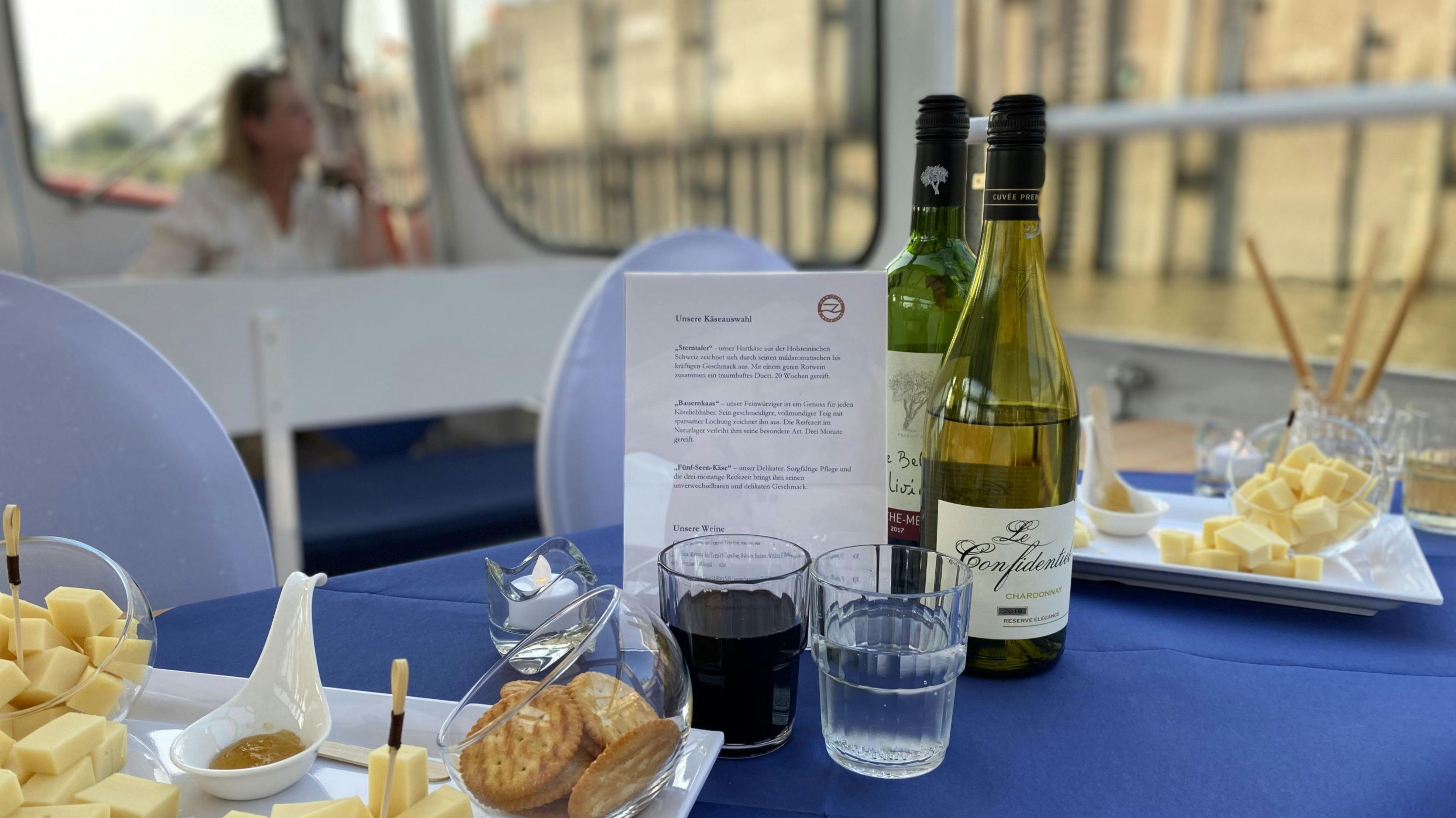 漢堡奶酪與葡萄酒遊船之旅