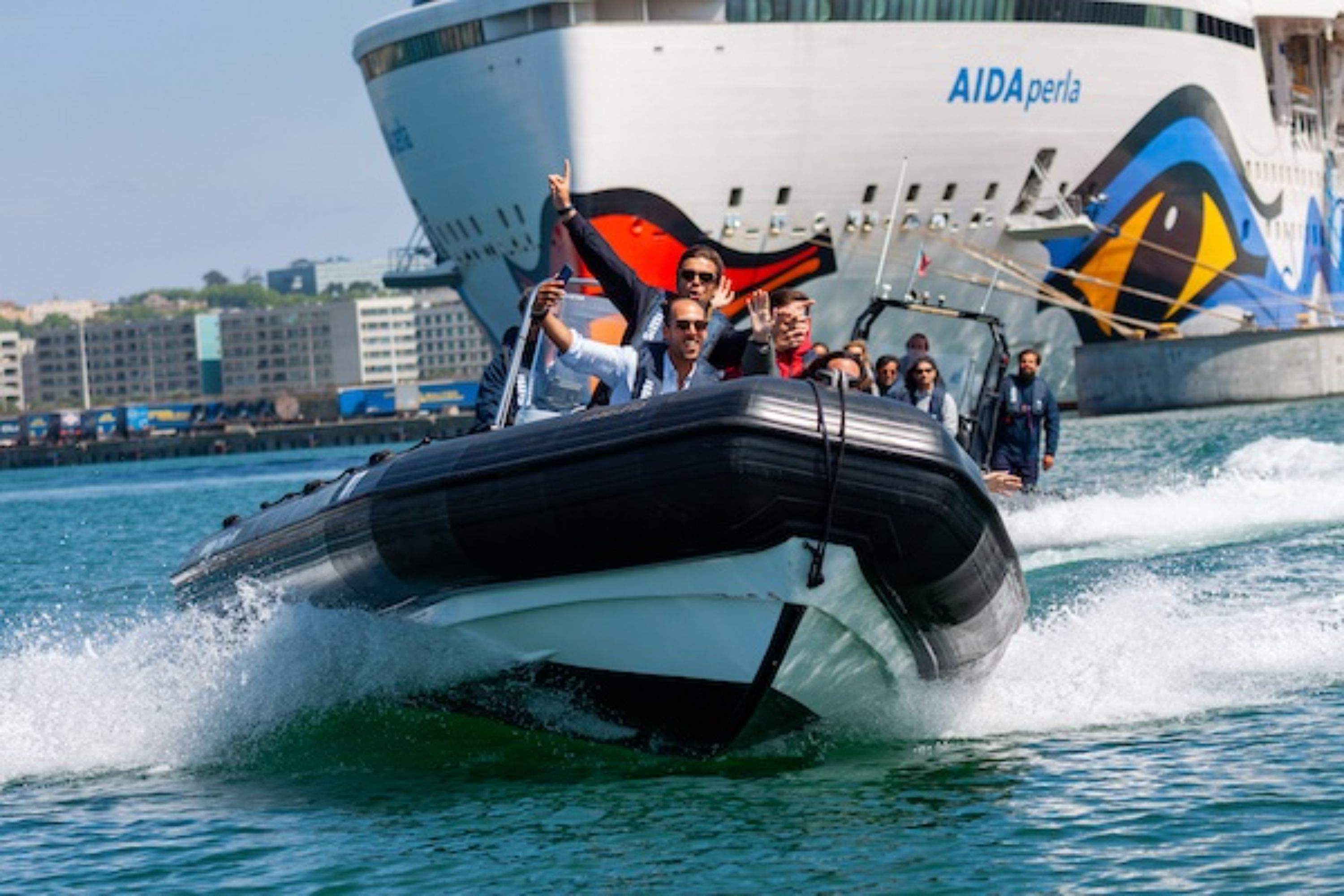 Douro River Speedboat Experience in Porto