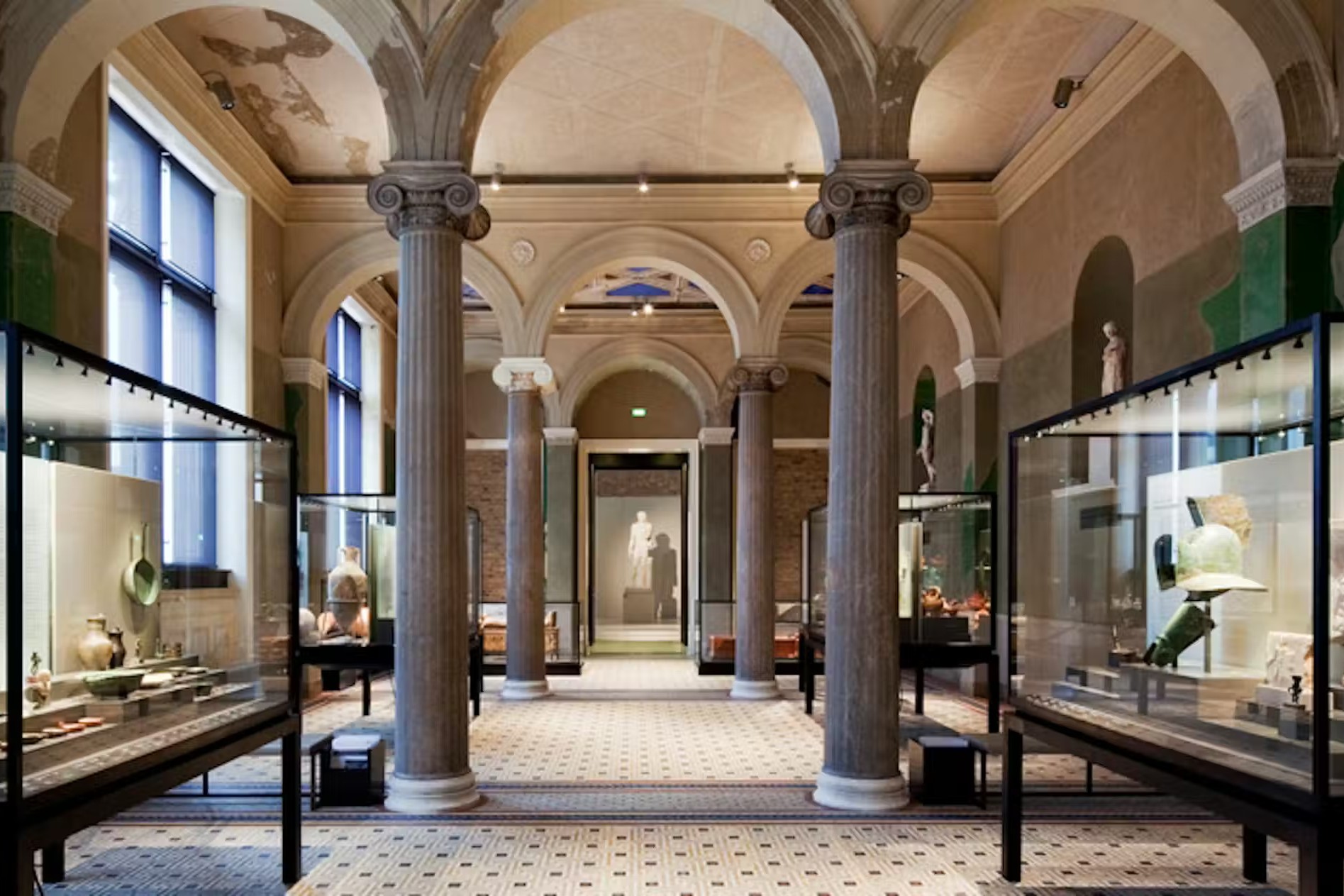 欣賞來自古代文明和神話的迷人文物 欣賞來自古代文明和神話的迷人文物