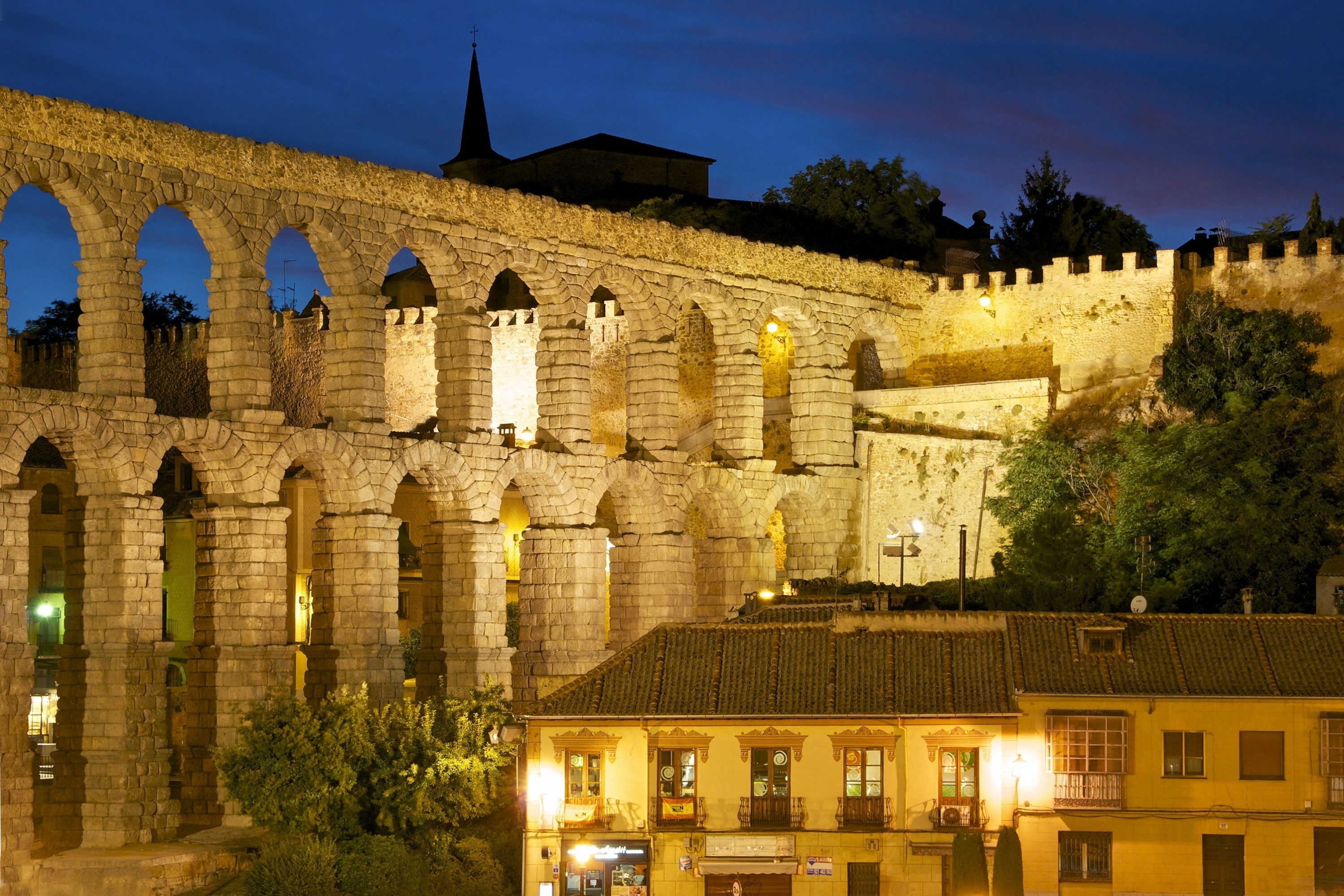 Segovia tour from Madrid with cathedral ticket