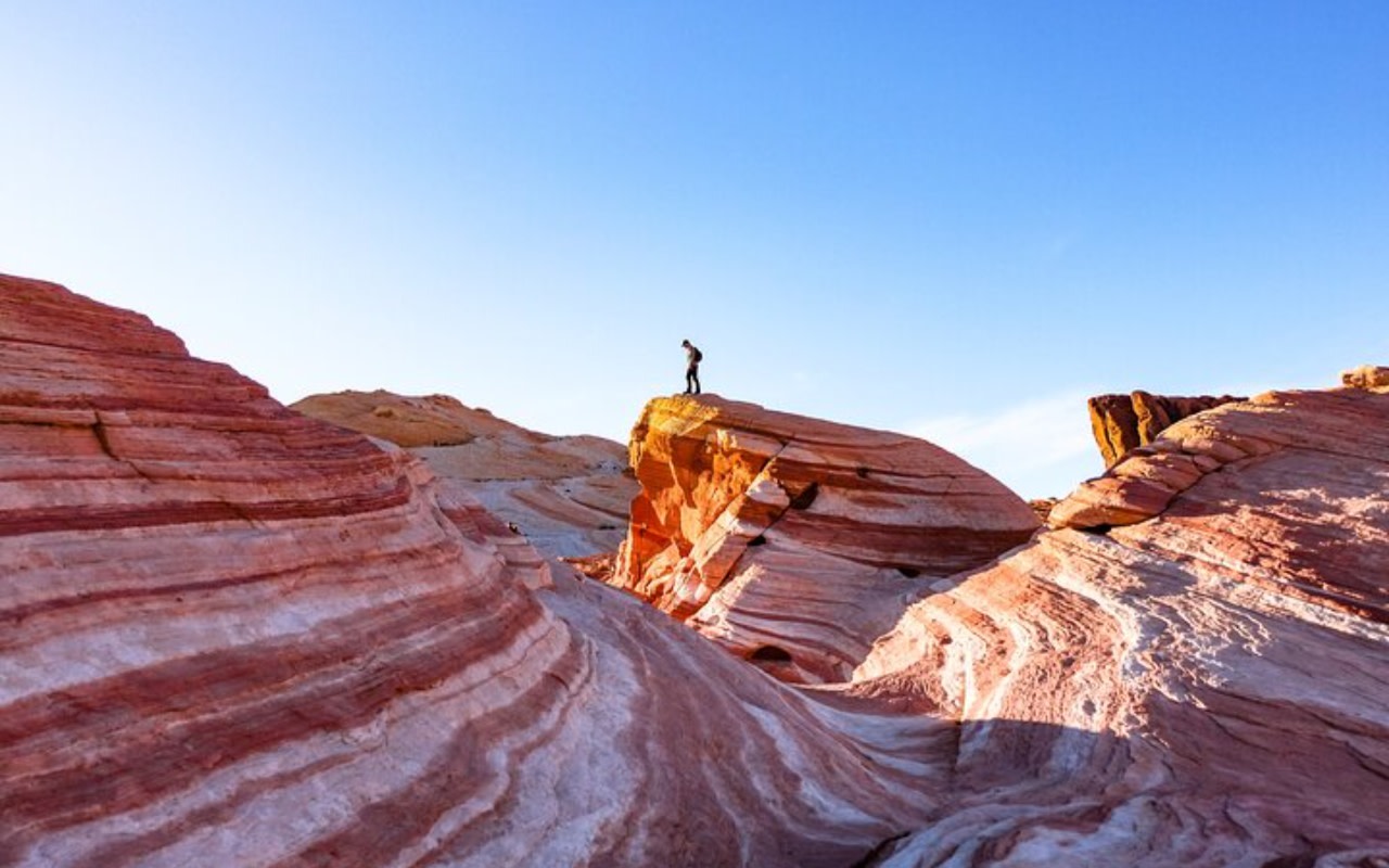 Valley of fire half-day sightseeing tour from Las Vegas