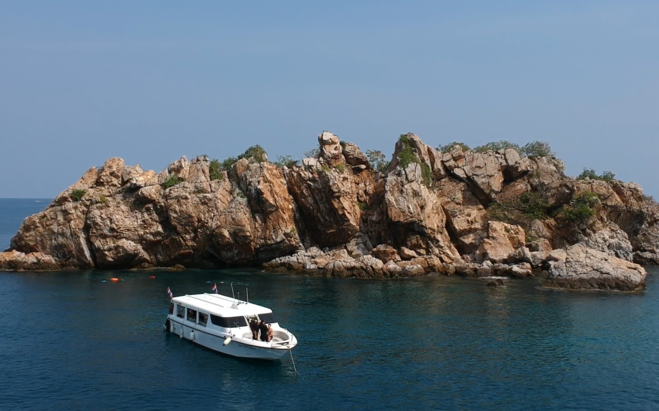 Pattaya Snorkel Adventure with PADI 5 Star dive center