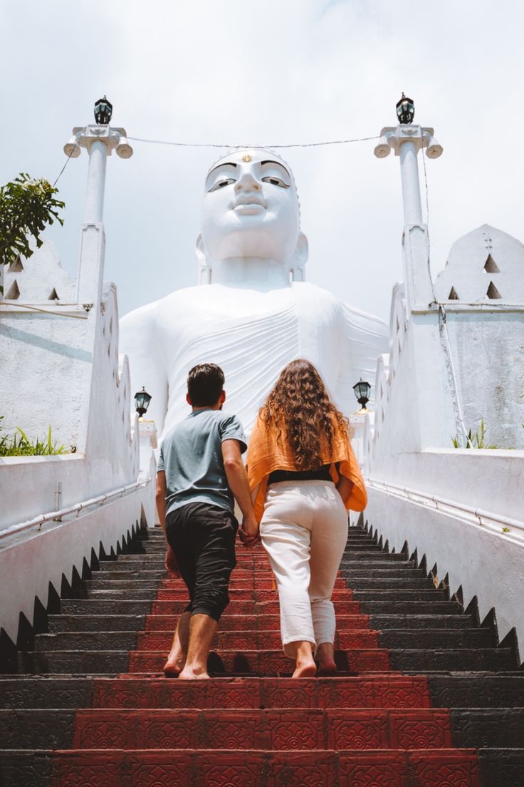 Kandy City Tour by Tuk Tuk or Private Car (customizable)