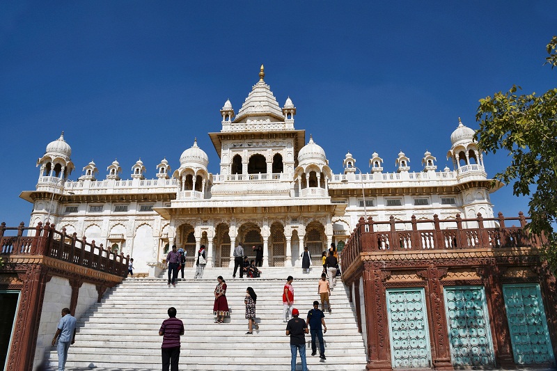 Tourist are coming from Mehrangarh fort in Jodhpur.
