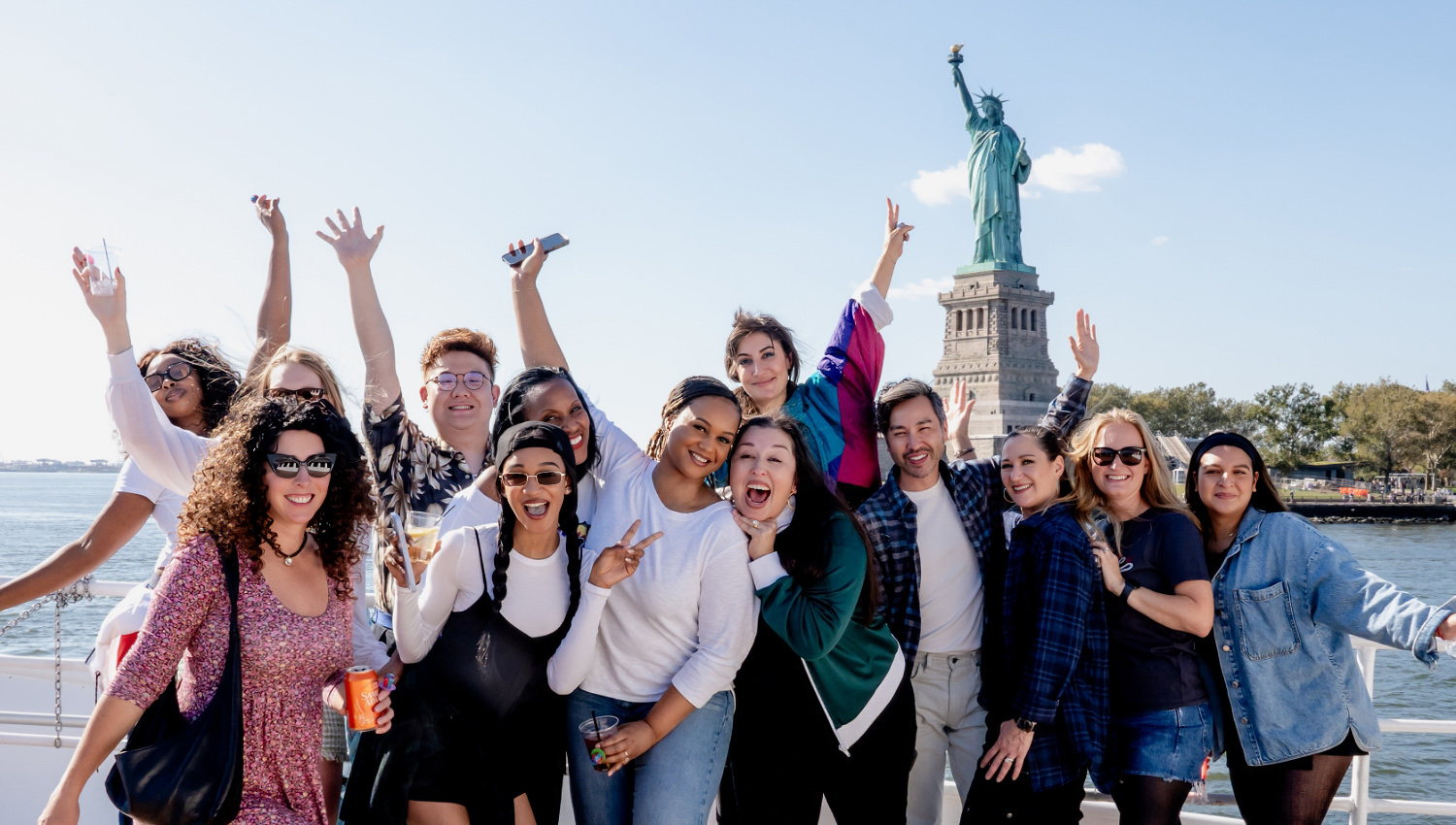 Sights & Sips Cruise & Manhattan Walking Tour