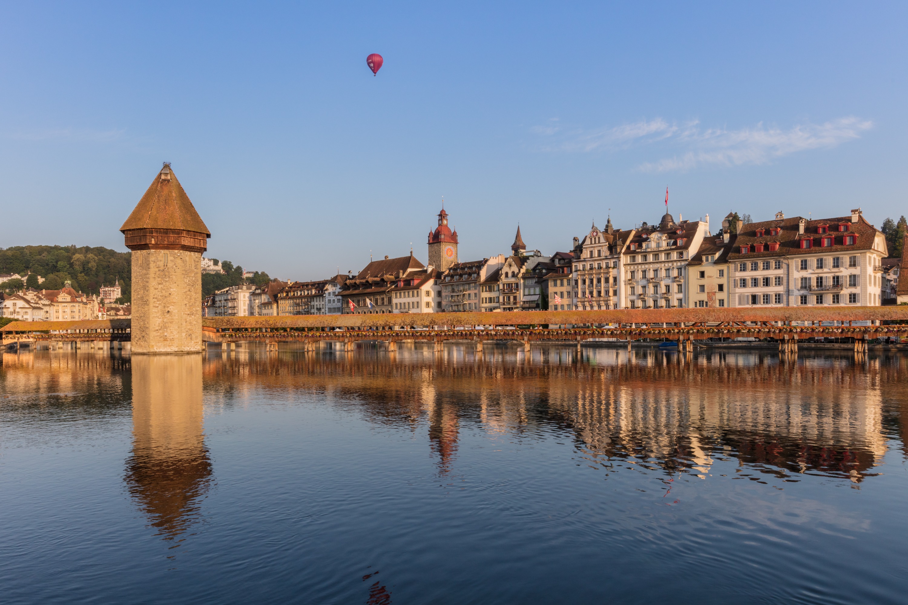 Art and Culture Tour by a Local in Lucerne