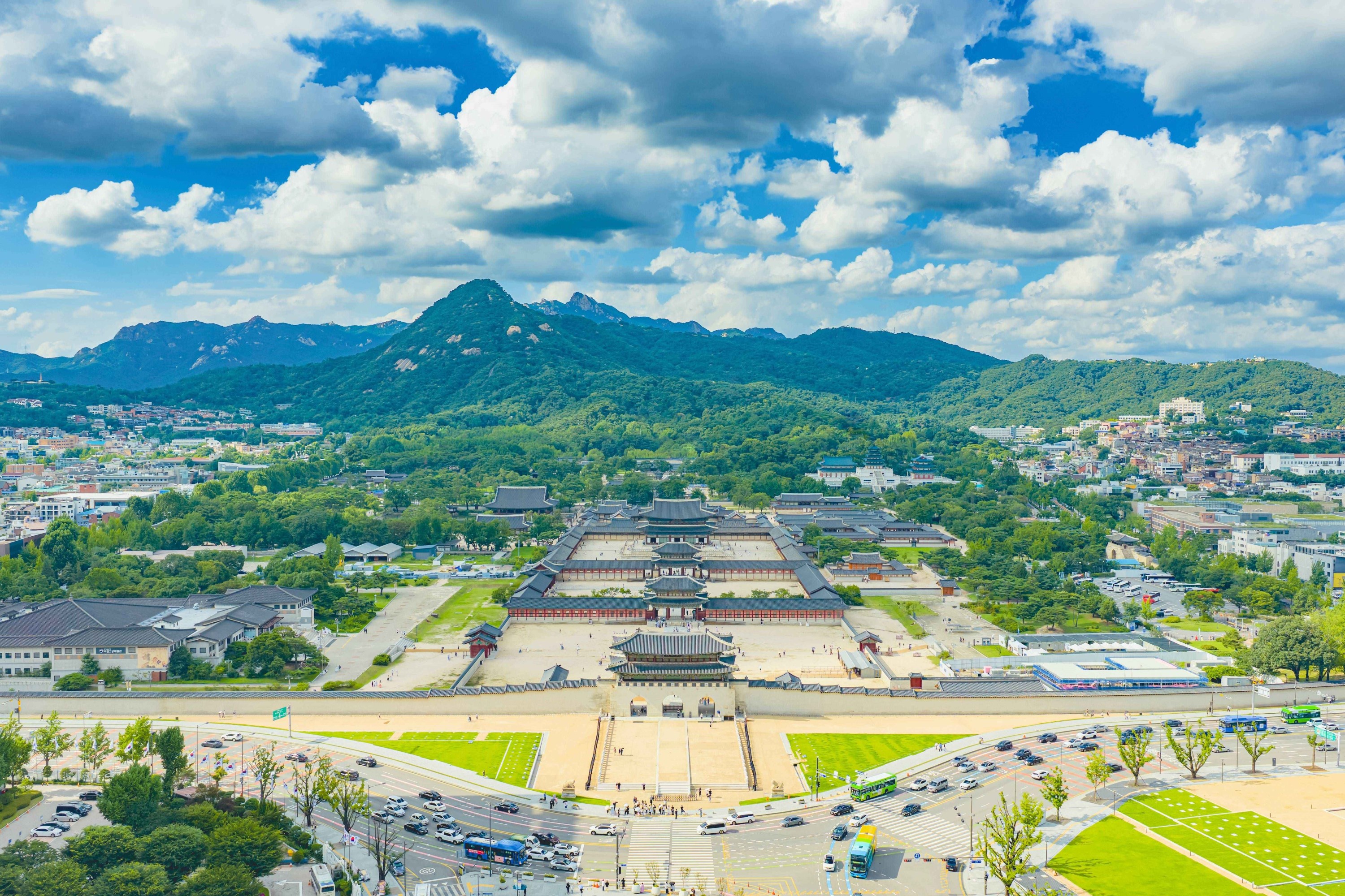 探索朝鮮王朝最宏偉的宮殿,欣賞壯麗的 探索朝鮮王朝最宏偉的宮殿,欣賞壯麗的