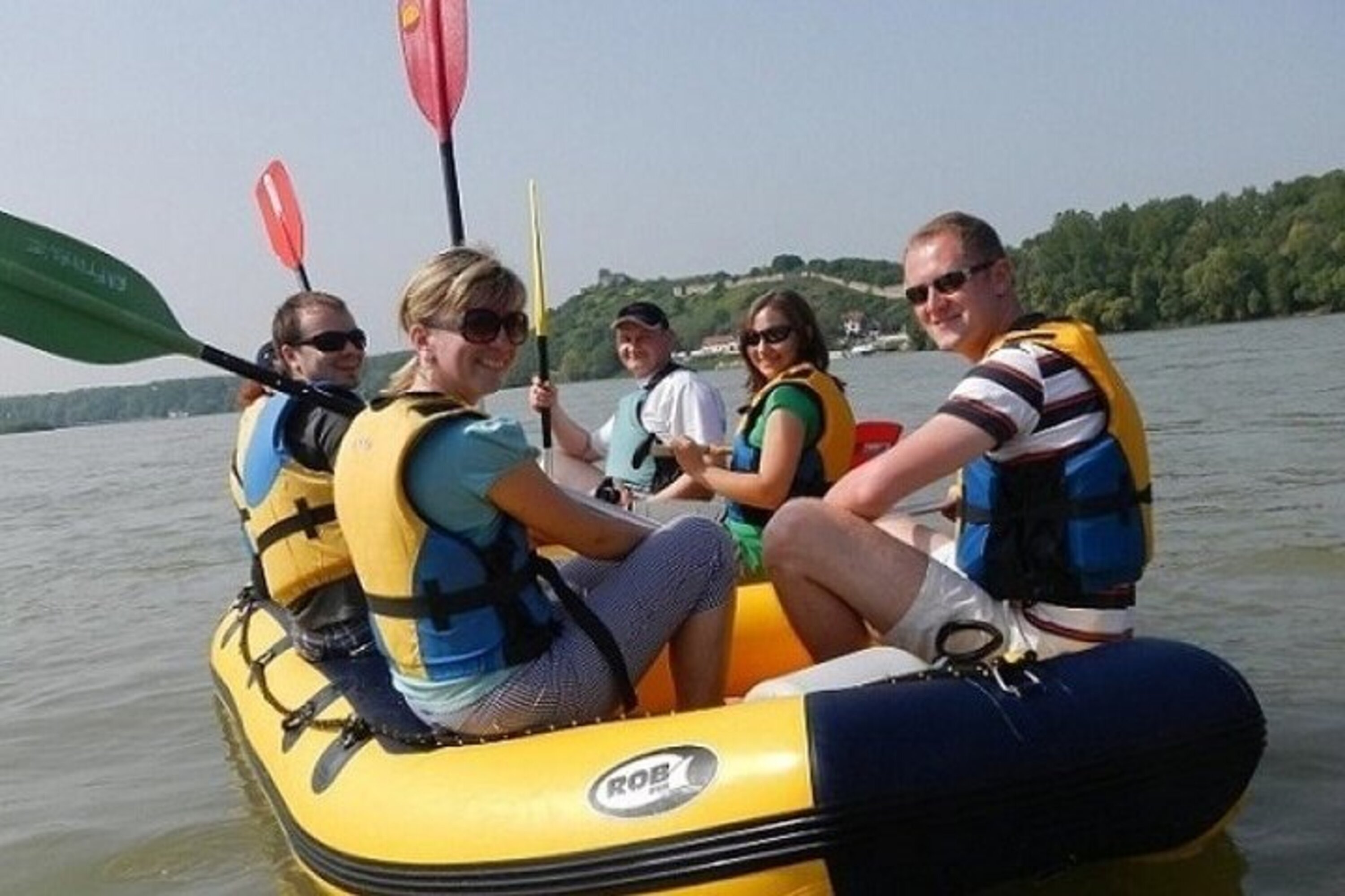 4-hours tour Rafting from Hainburg to Bratislava