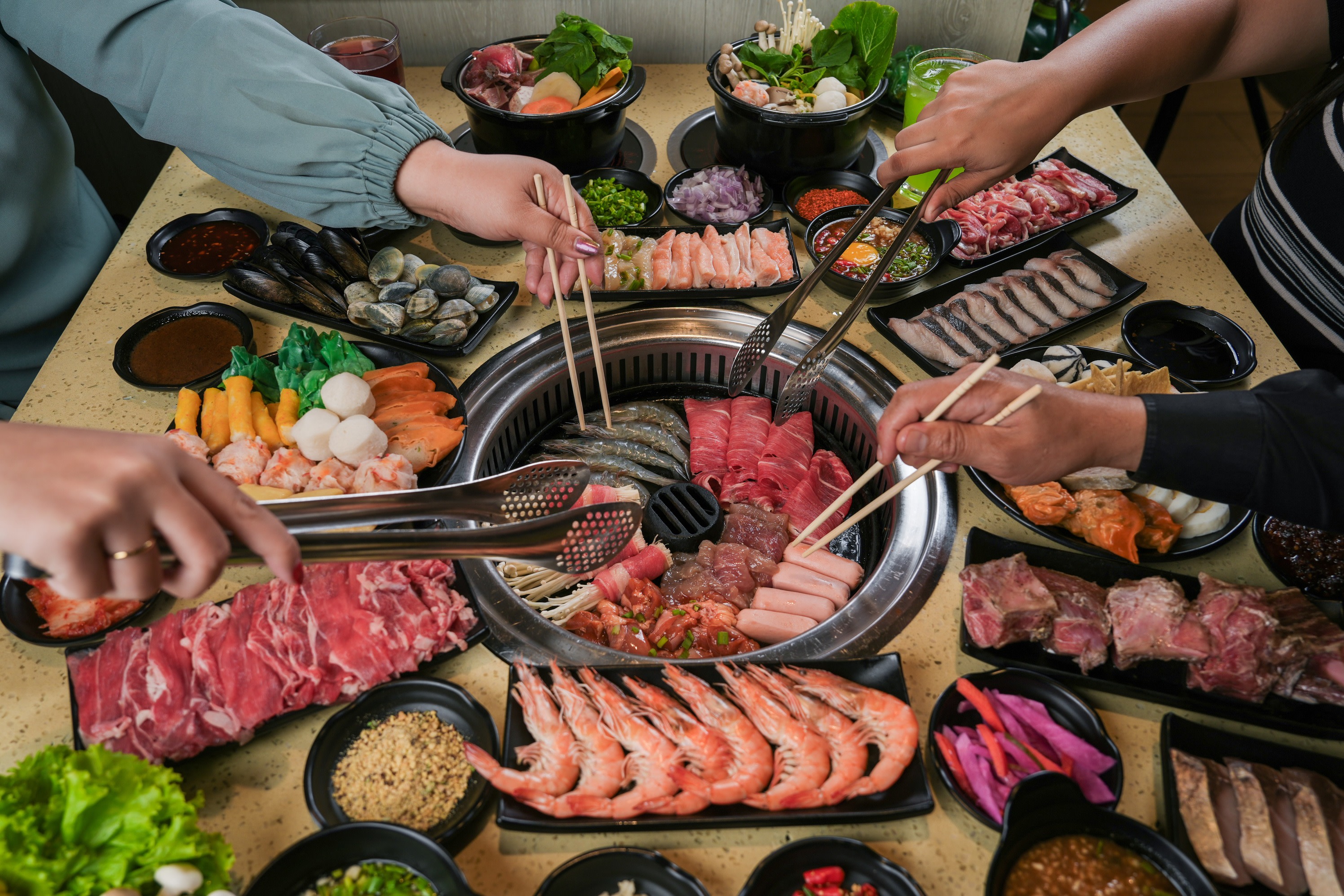 Tong Yang Grill & Shabu-Shabu в SM Grand Central