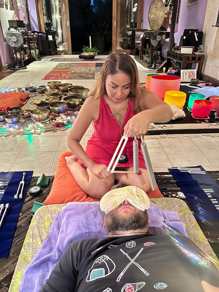 長灘島頌缽聲療體驗（Tirta Spa Boracay 提供）