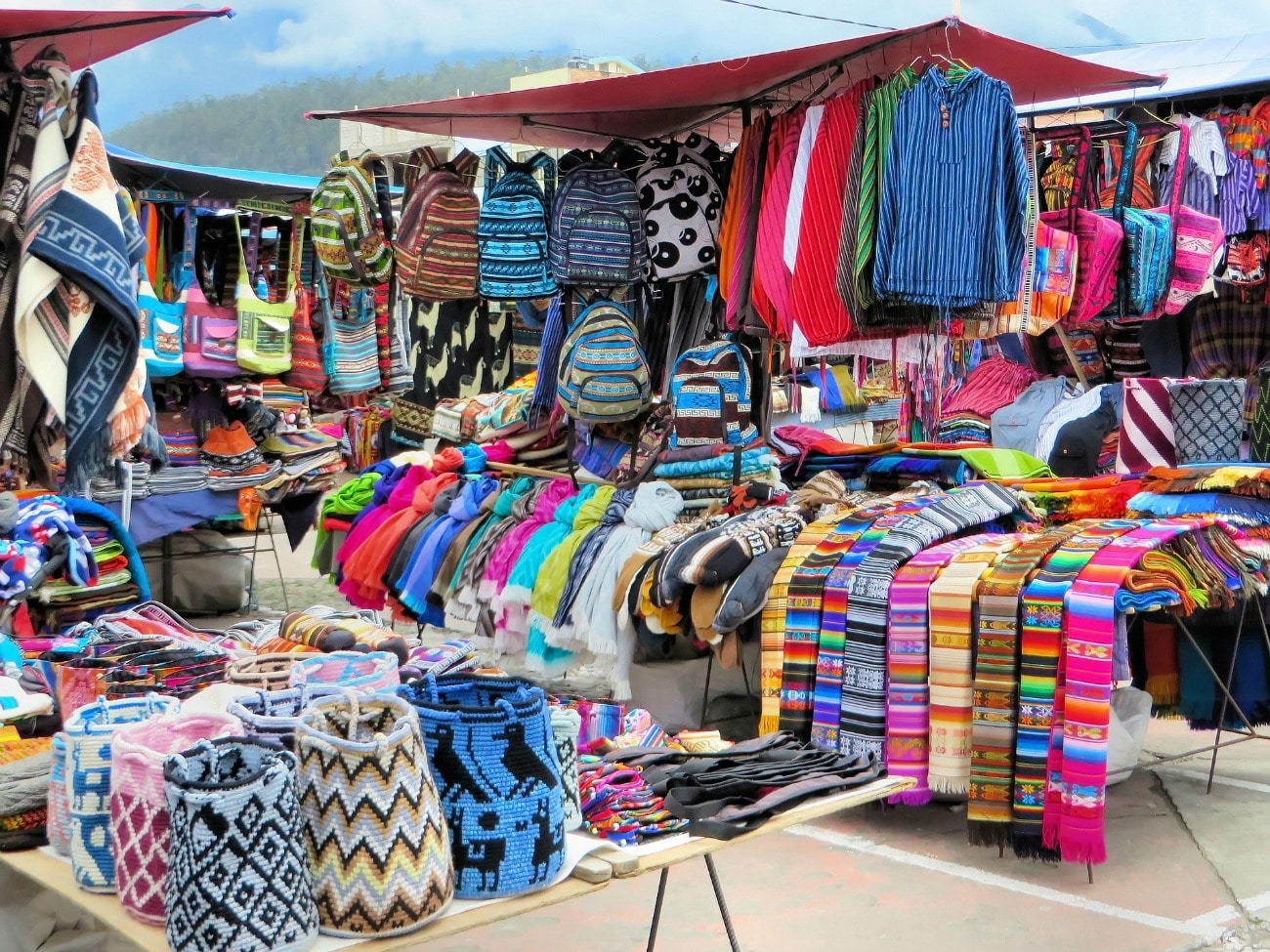 One day car tour - Otavalo indigenous artisan market