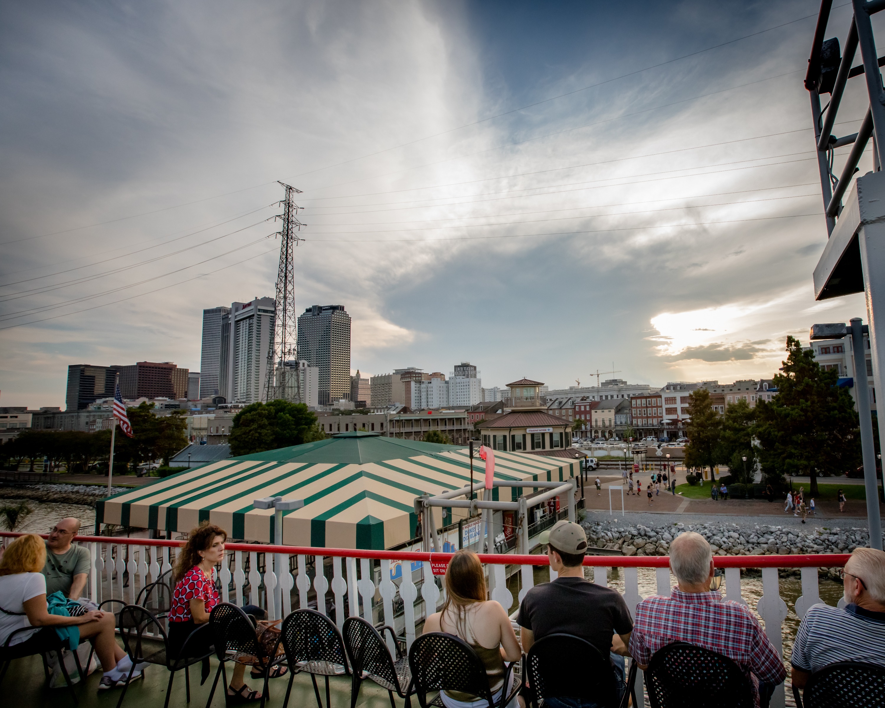 City Tour and Steamboat Natchez Day Cruise