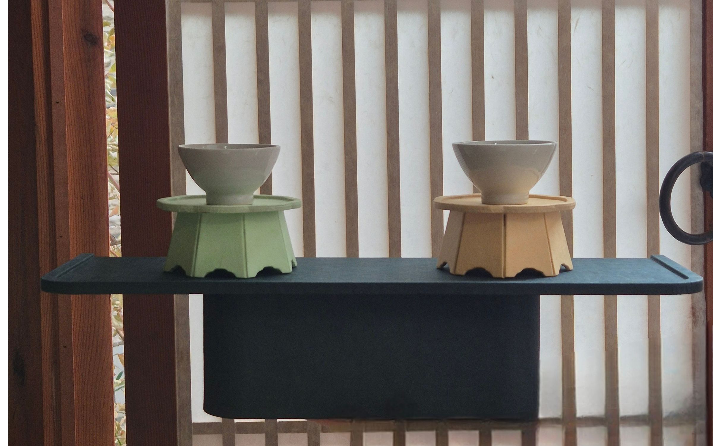 A petite reinterpretation of the traditional Korean soban.
Perfect as a tea coaster or a small desk accent.