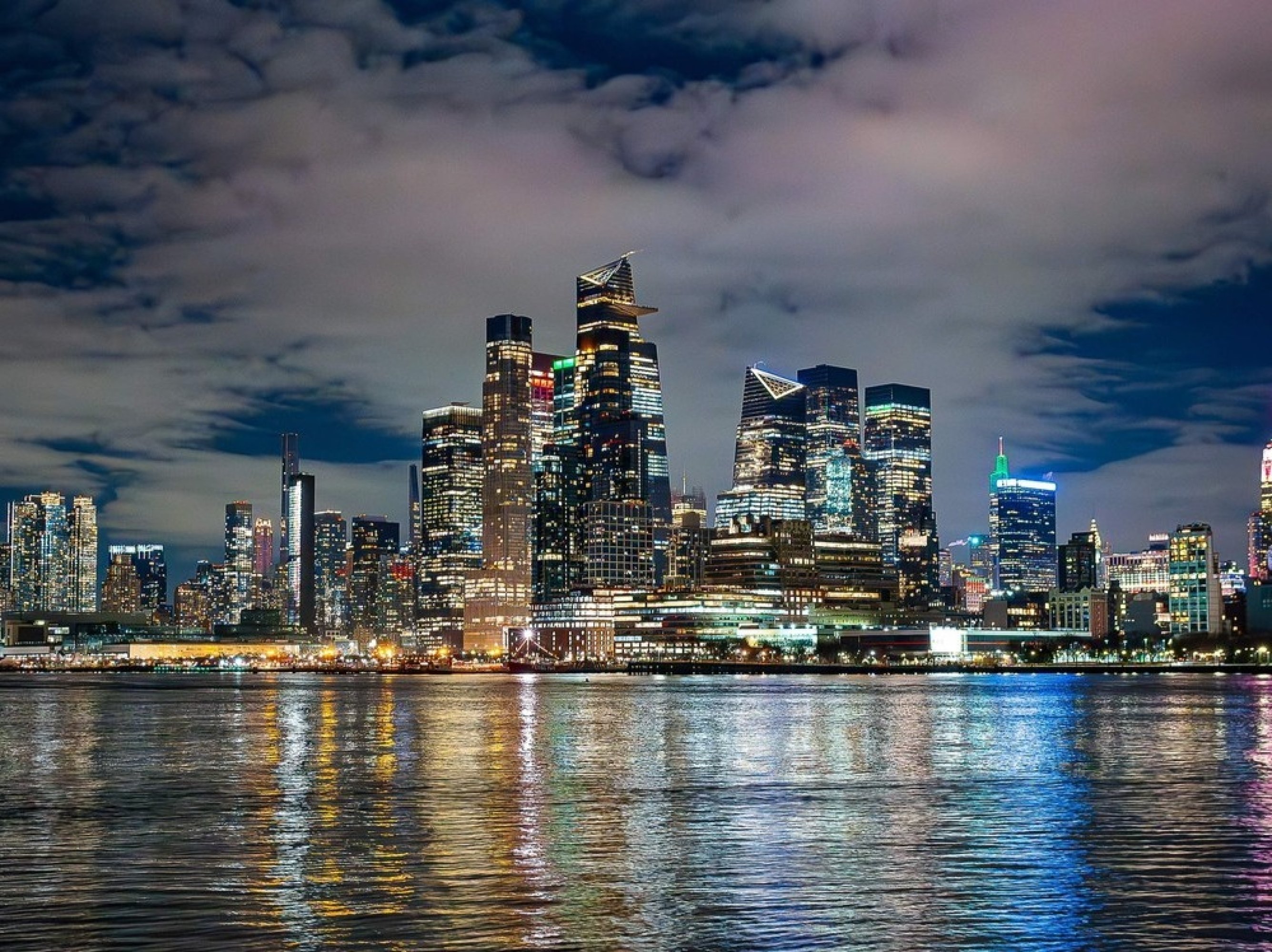 New York City Signature Dinner Cruise on Eternity