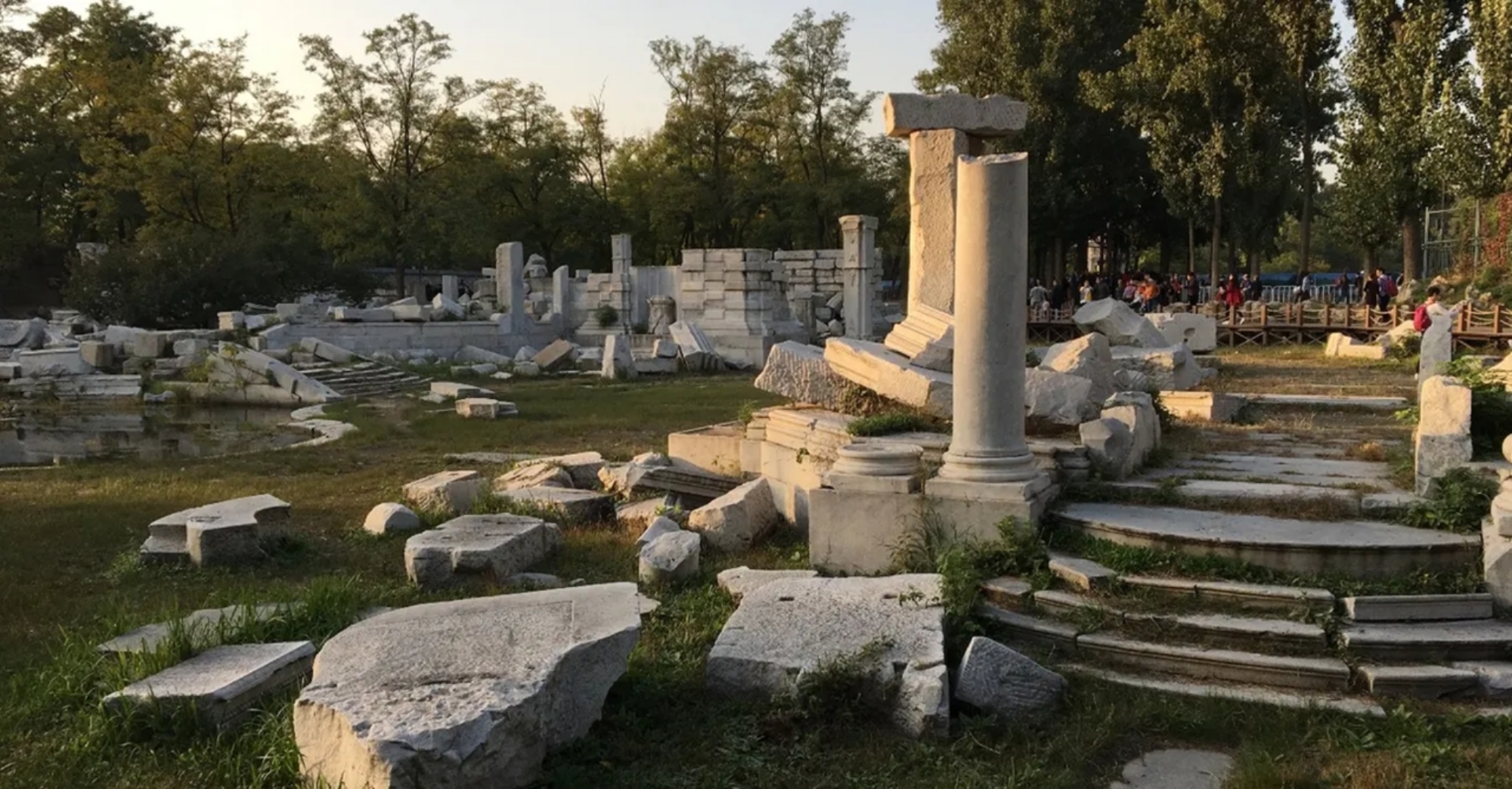 北京八達嶺長城&頤和園&圓明圓1日遊（探秘皇家園林+感受長城雄偉氣勢+見證中國古建築群+世界文化遺產+優質導遊服務+北京往返）