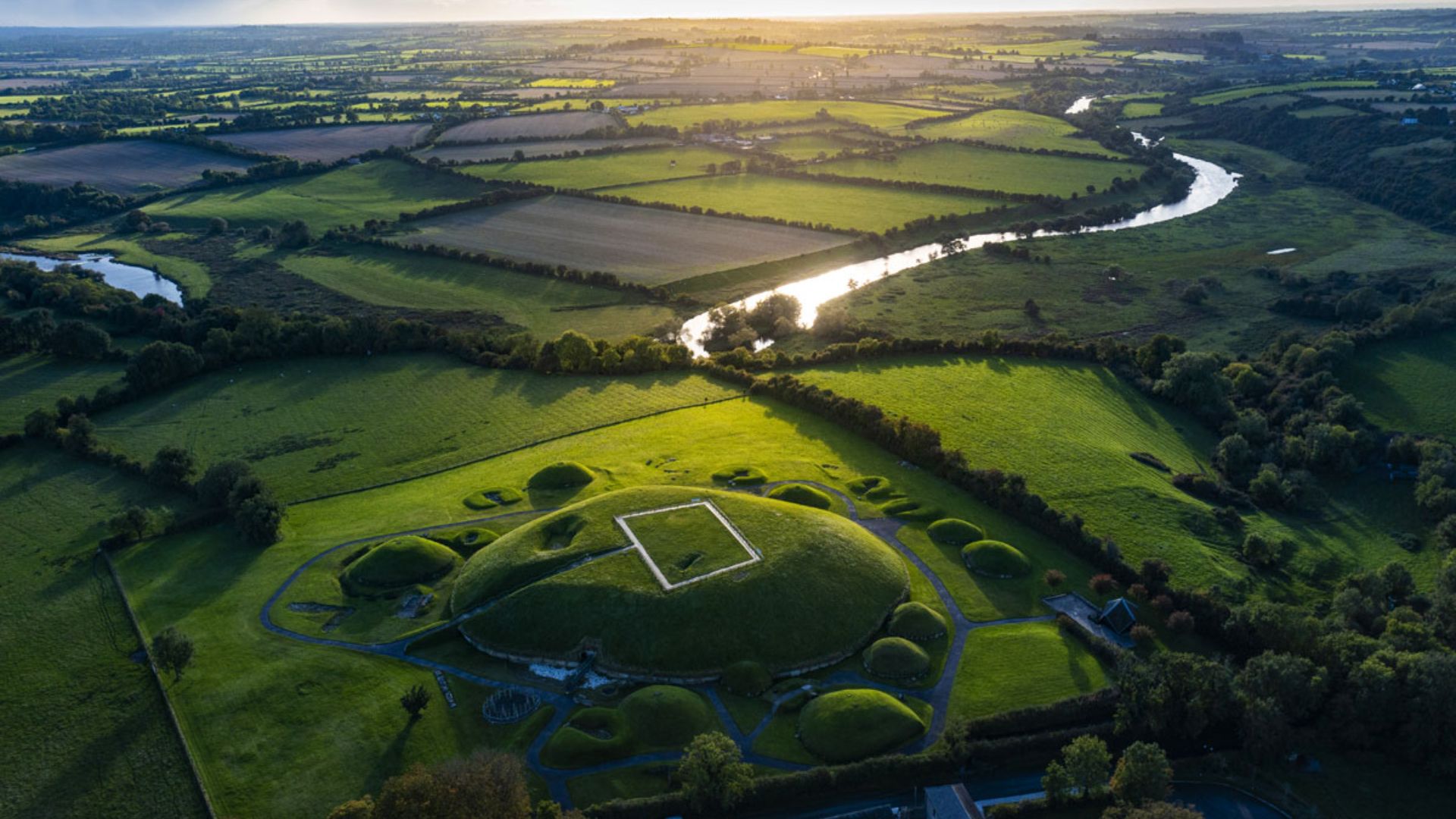 Bru na Boinne: Ireland's heart of prehistoric art and architecture