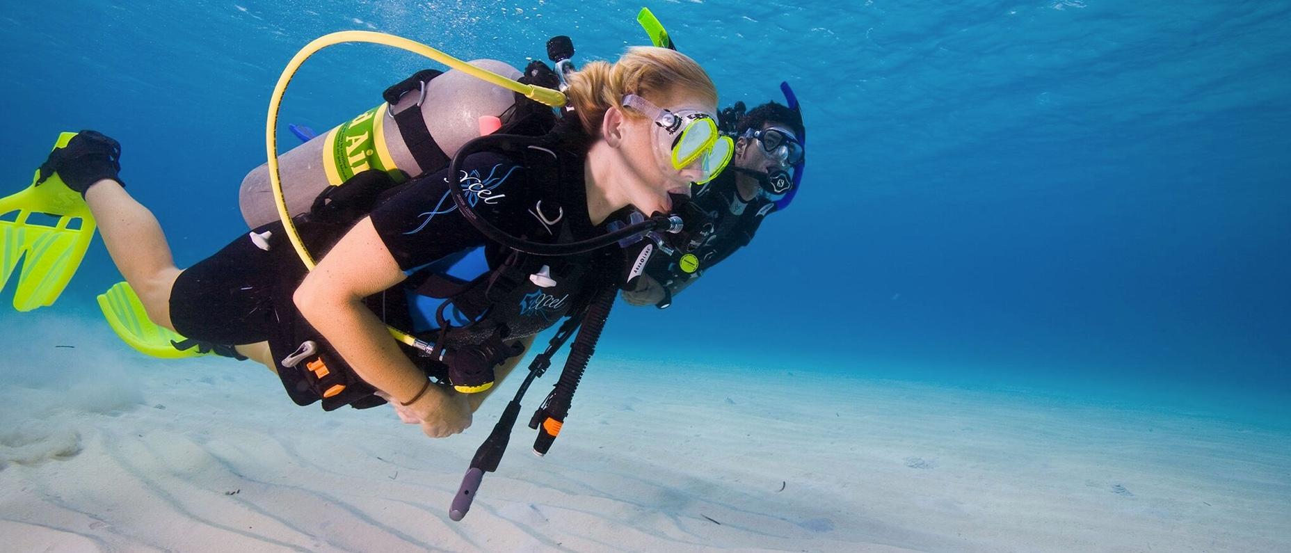 愛妮島 PADI 五星潛水中心高氧空氣潛水課程