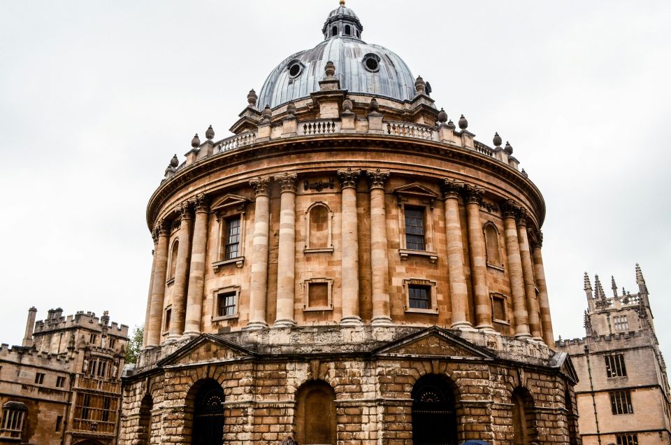 Oxford: Self-guided highlights walking tour with mobile app