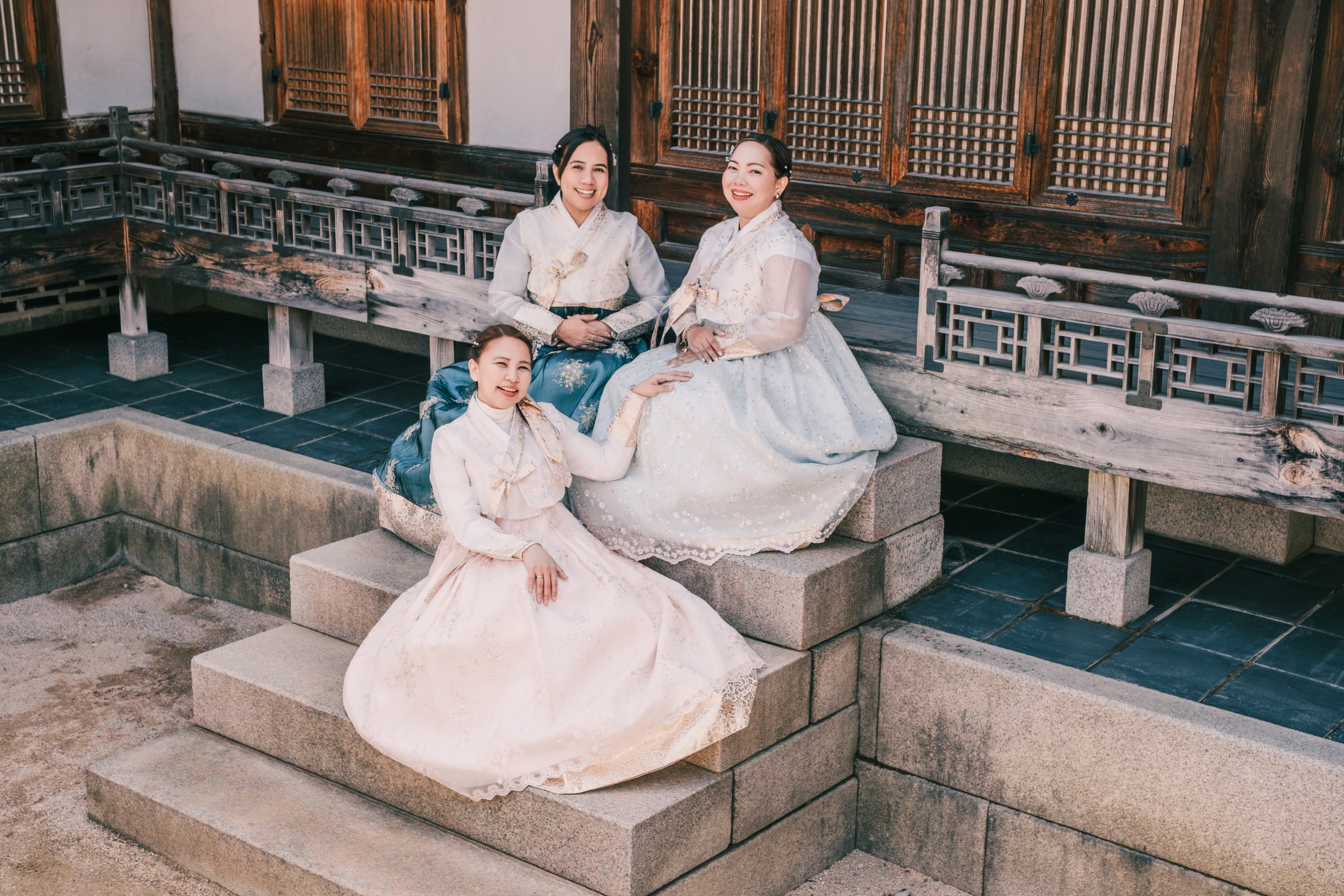 景福宮韓服體驗與歷史之旅 (Hanbok Photoshoot and History Tour at Gyeongbokgung Palace)