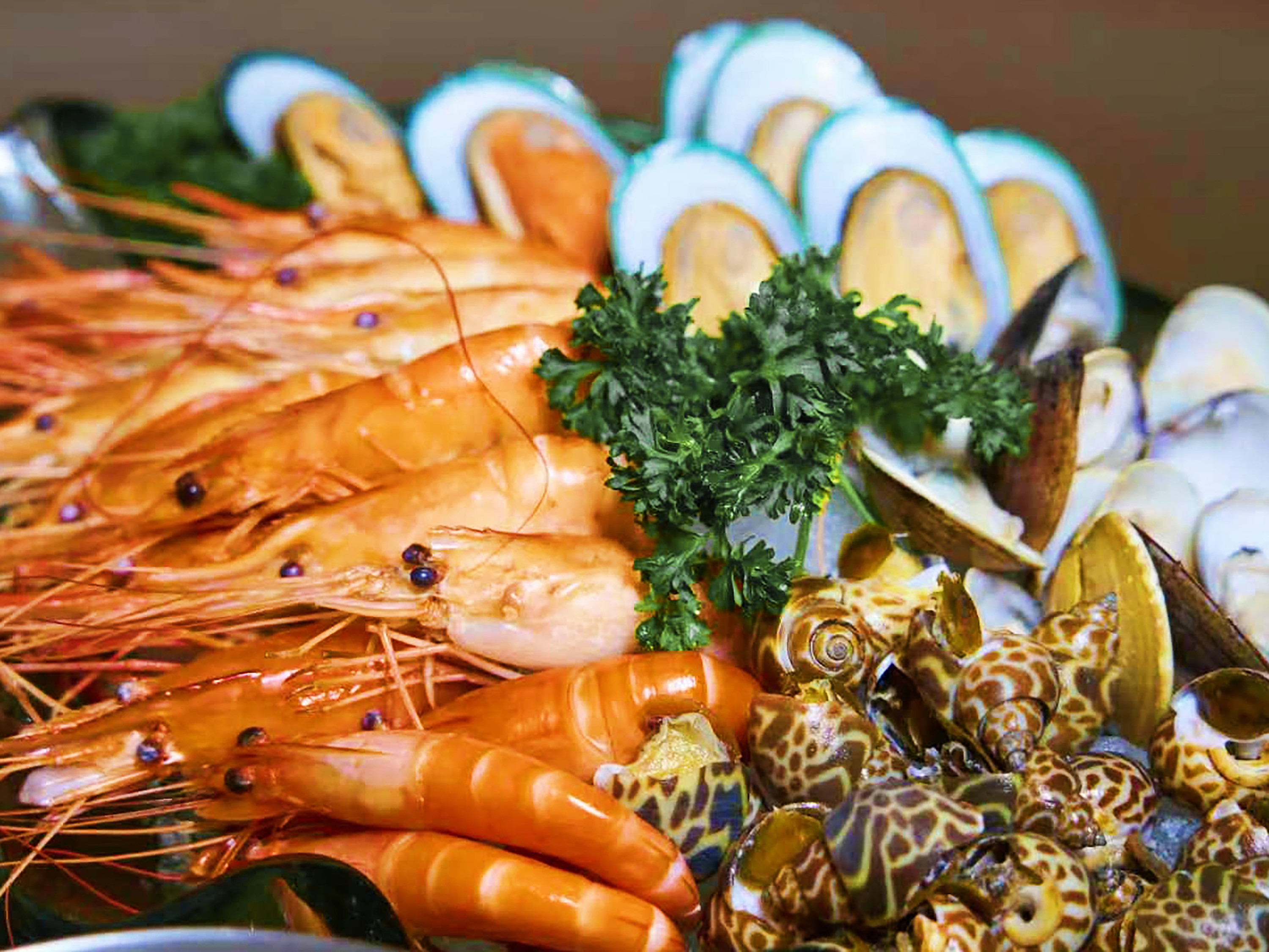 【Genpla Restaurant·Friday & Saturday Buffet Discount】Shenzhen Metro Genpla Hotel-Buffet Voucher | Buffet Dinner