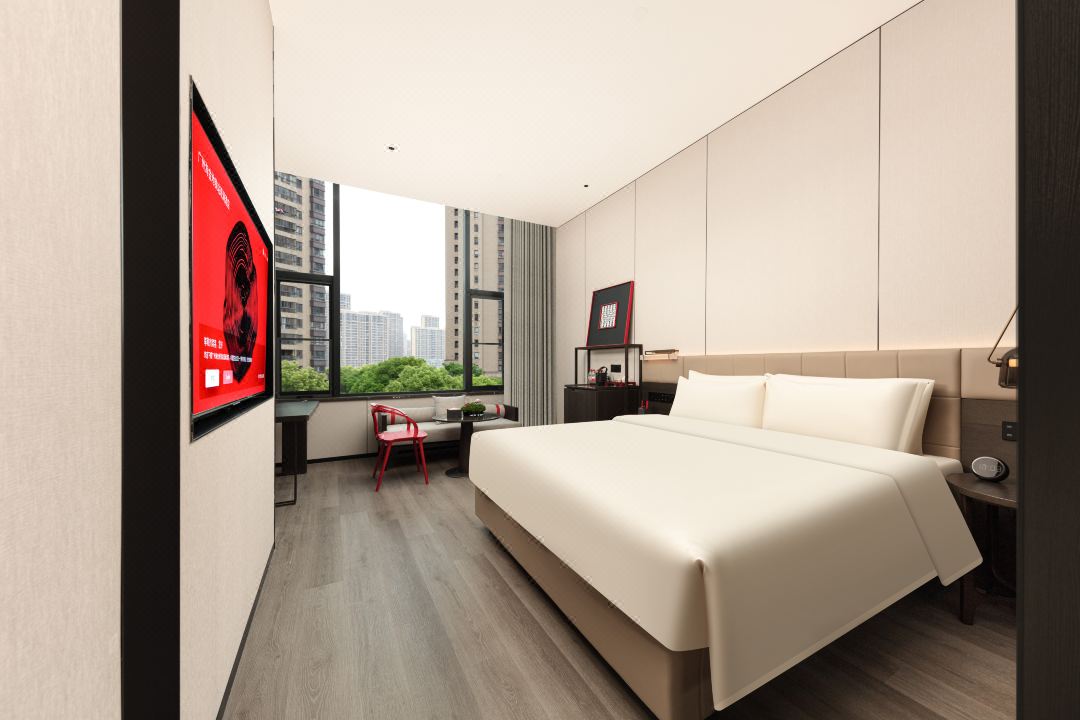 Jiaming City View King Room (Percentage Dimming + Voice Linkage + Mini Bar)