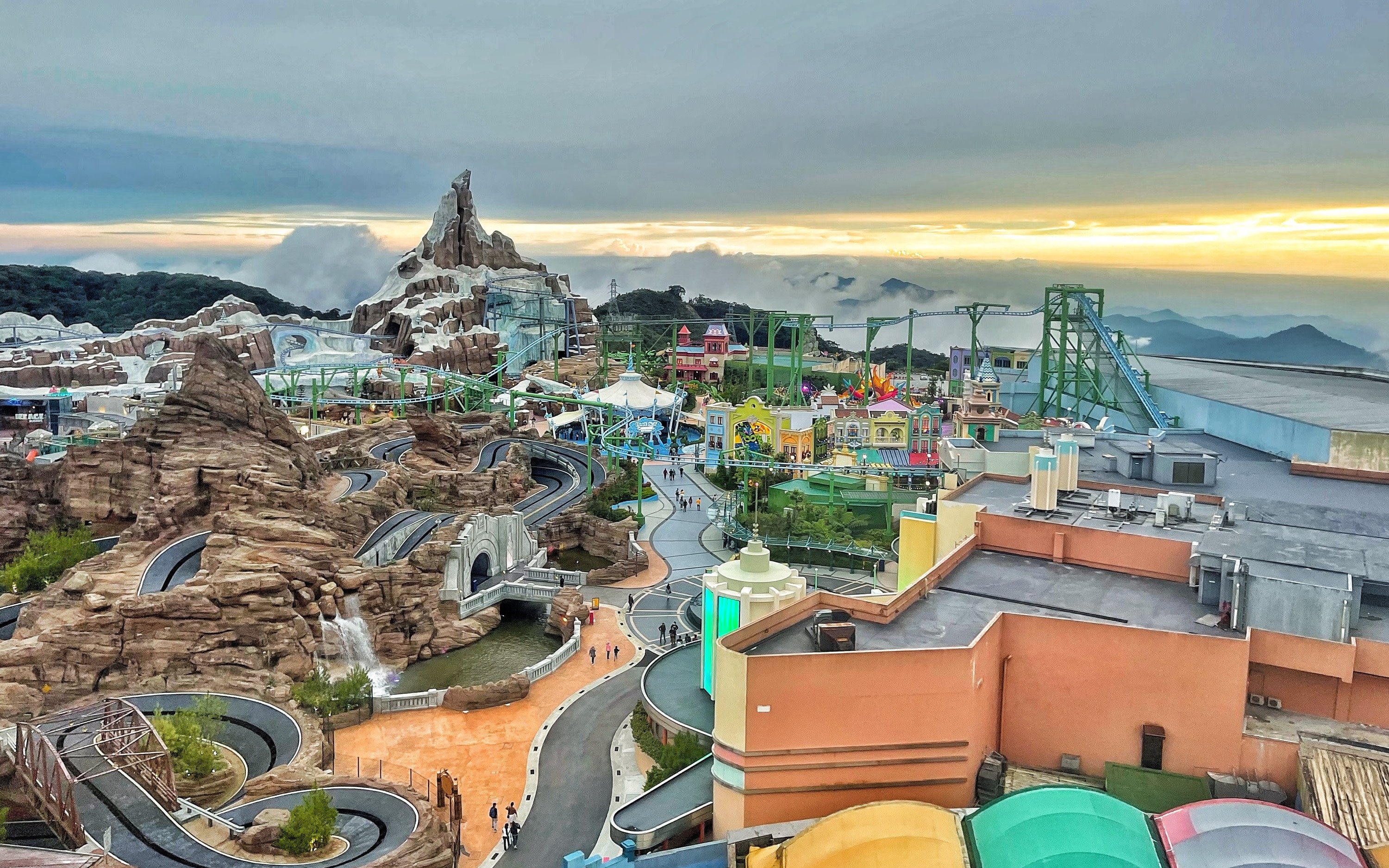 Genting Highlands Escape with Kuala Lumpur City Highlights Day Tour